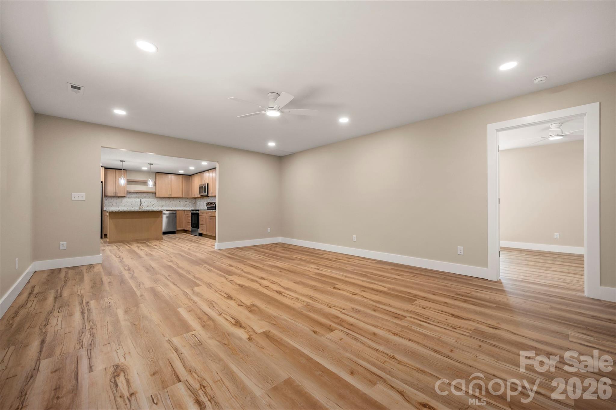 323 Stepp Avenue — Hendersonville