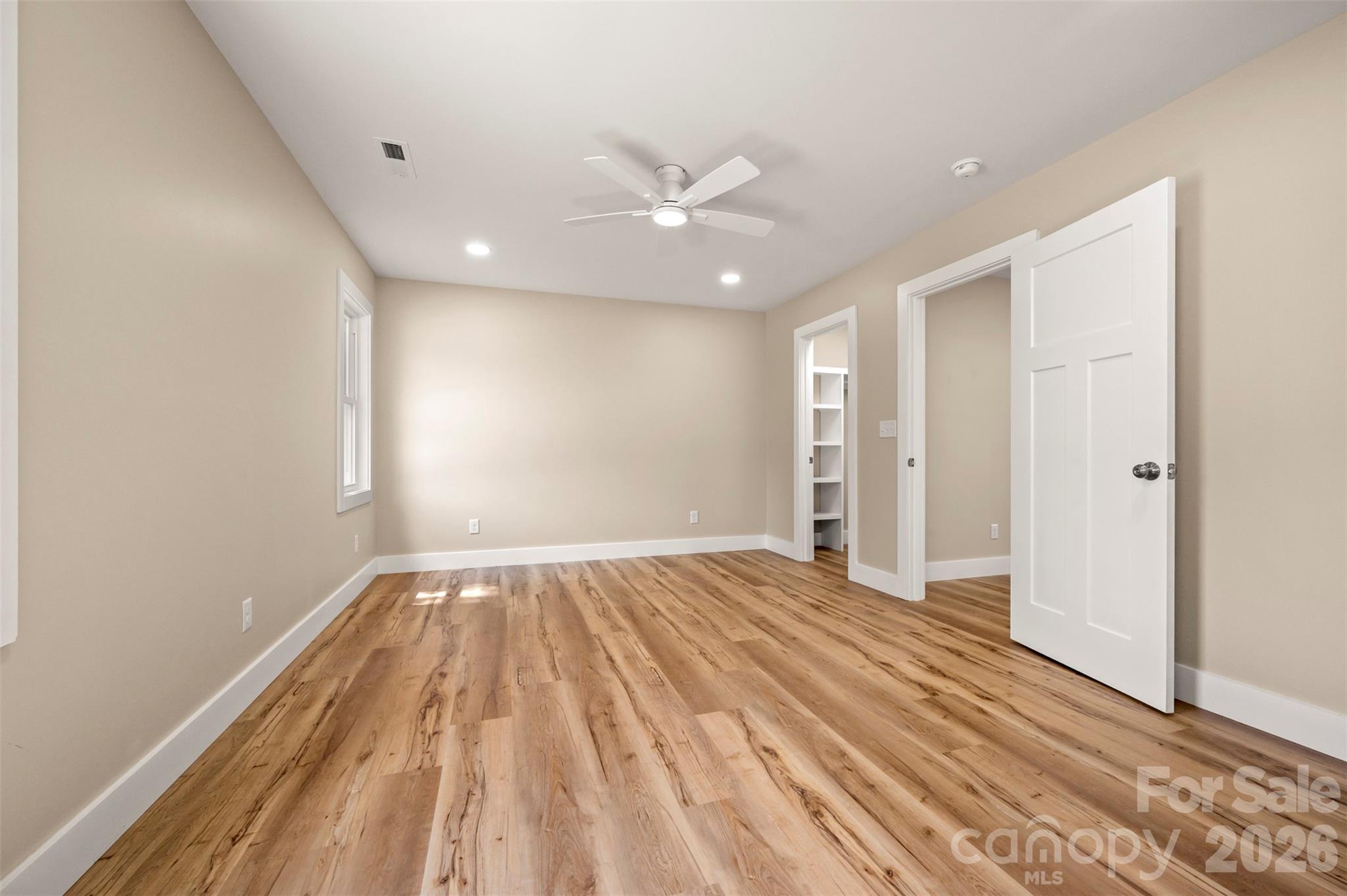 323 Stepp Avenue — Hendersonville
