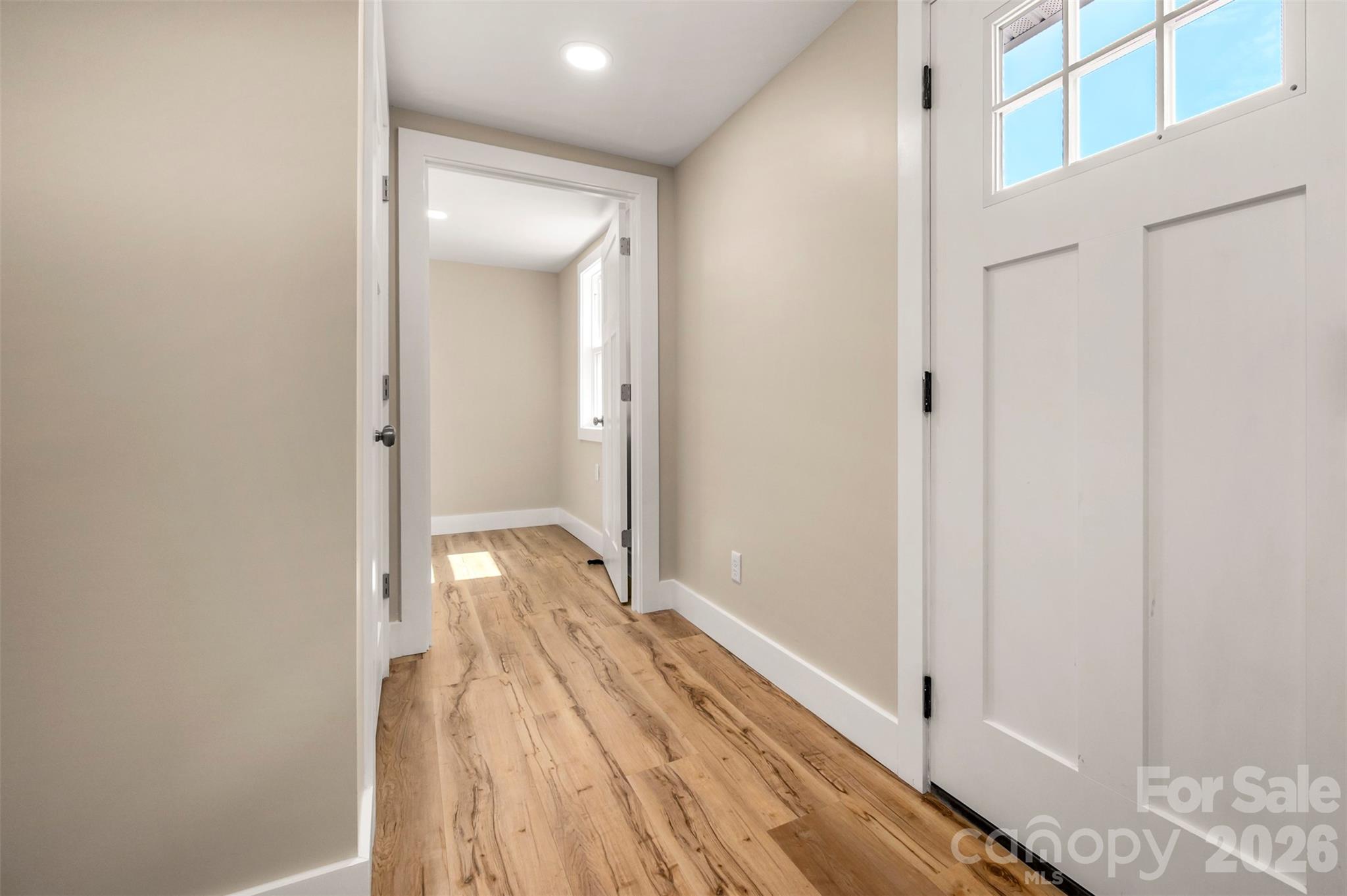 323 Stepp Avenue — Hendersonville