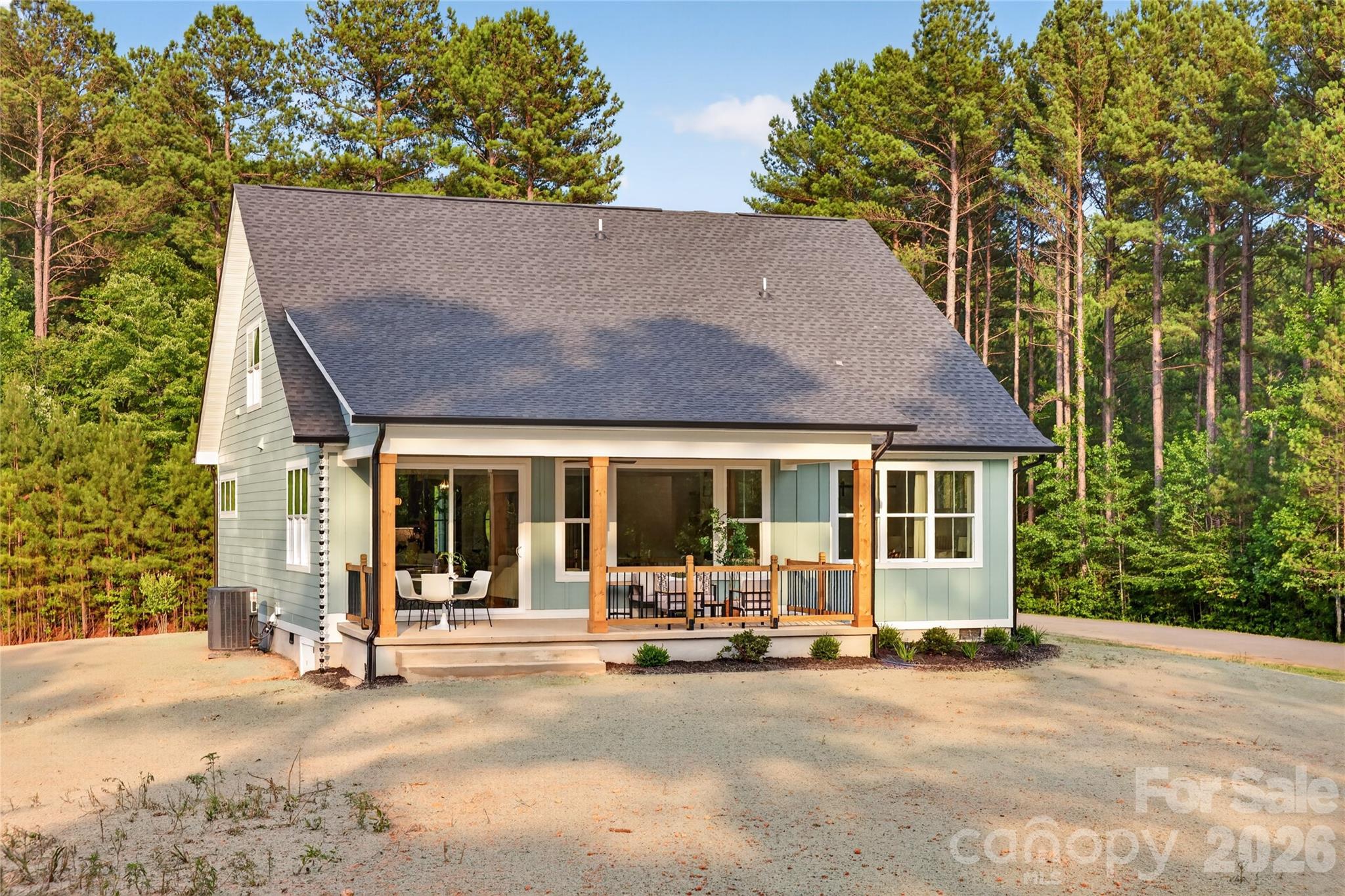 105 Wharf Lane #104 — Statesville