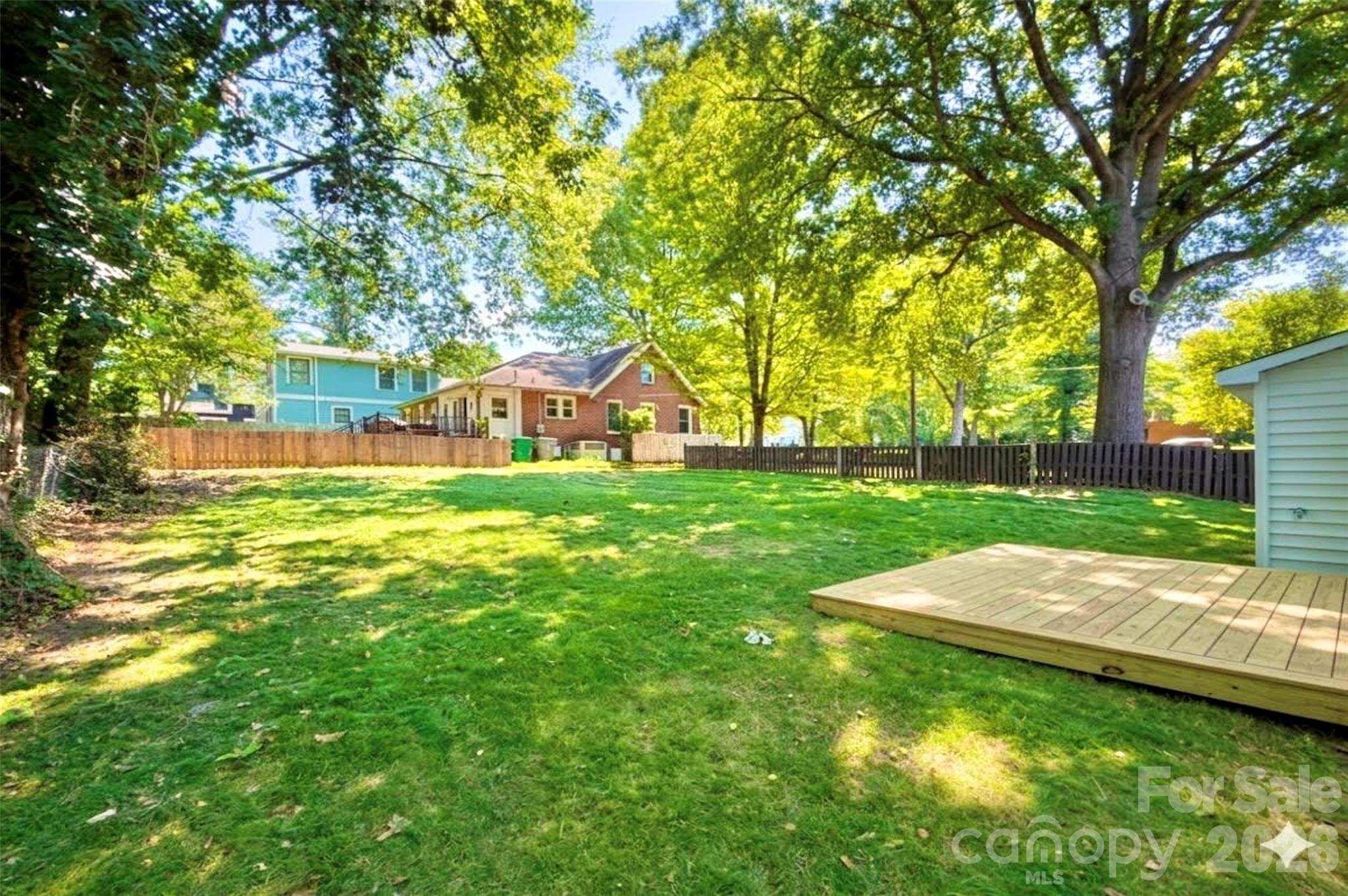 2204 Rozzelles Ferry Road — Charlotte