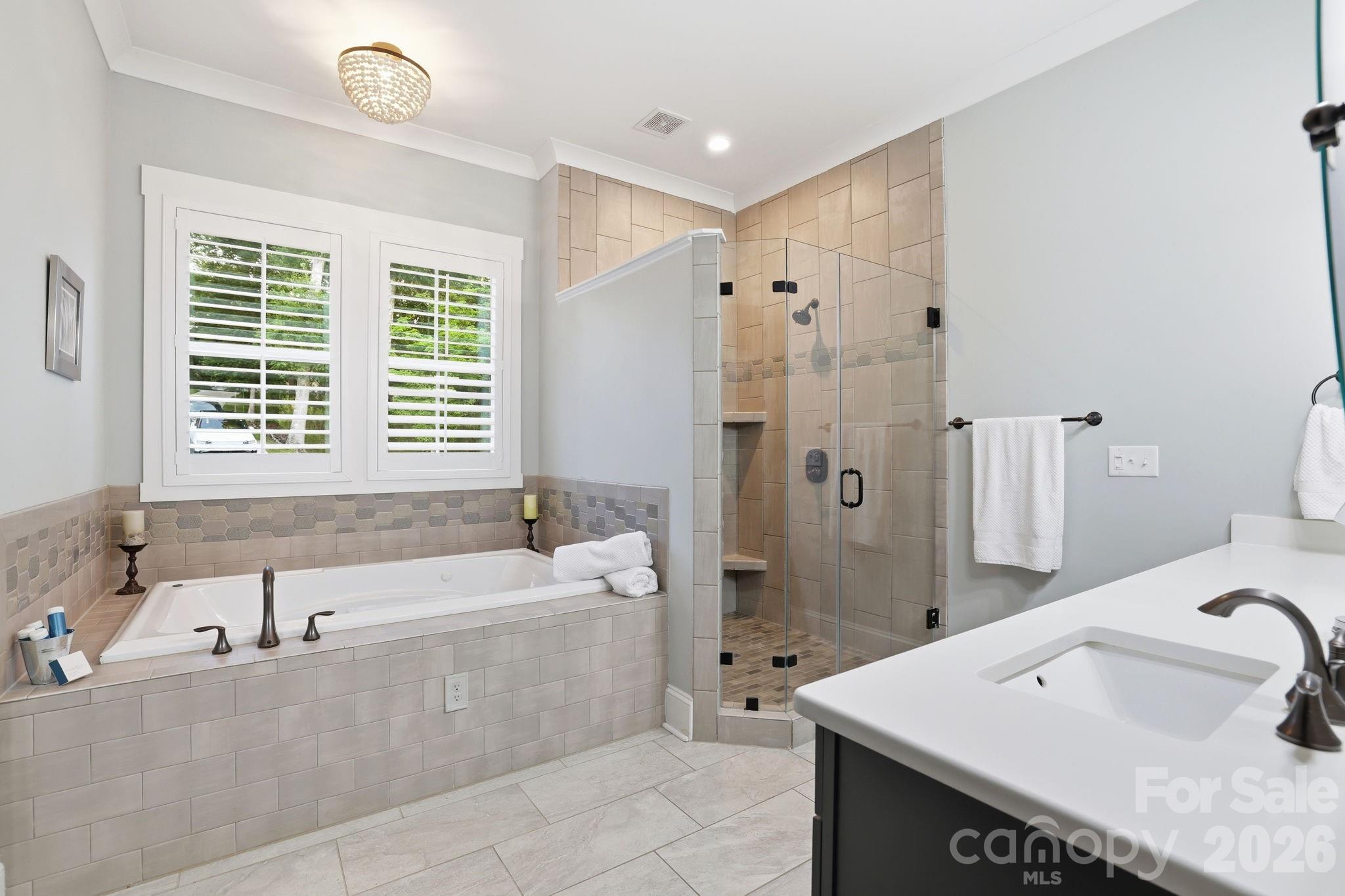 5929 Johnson Road — Clover
