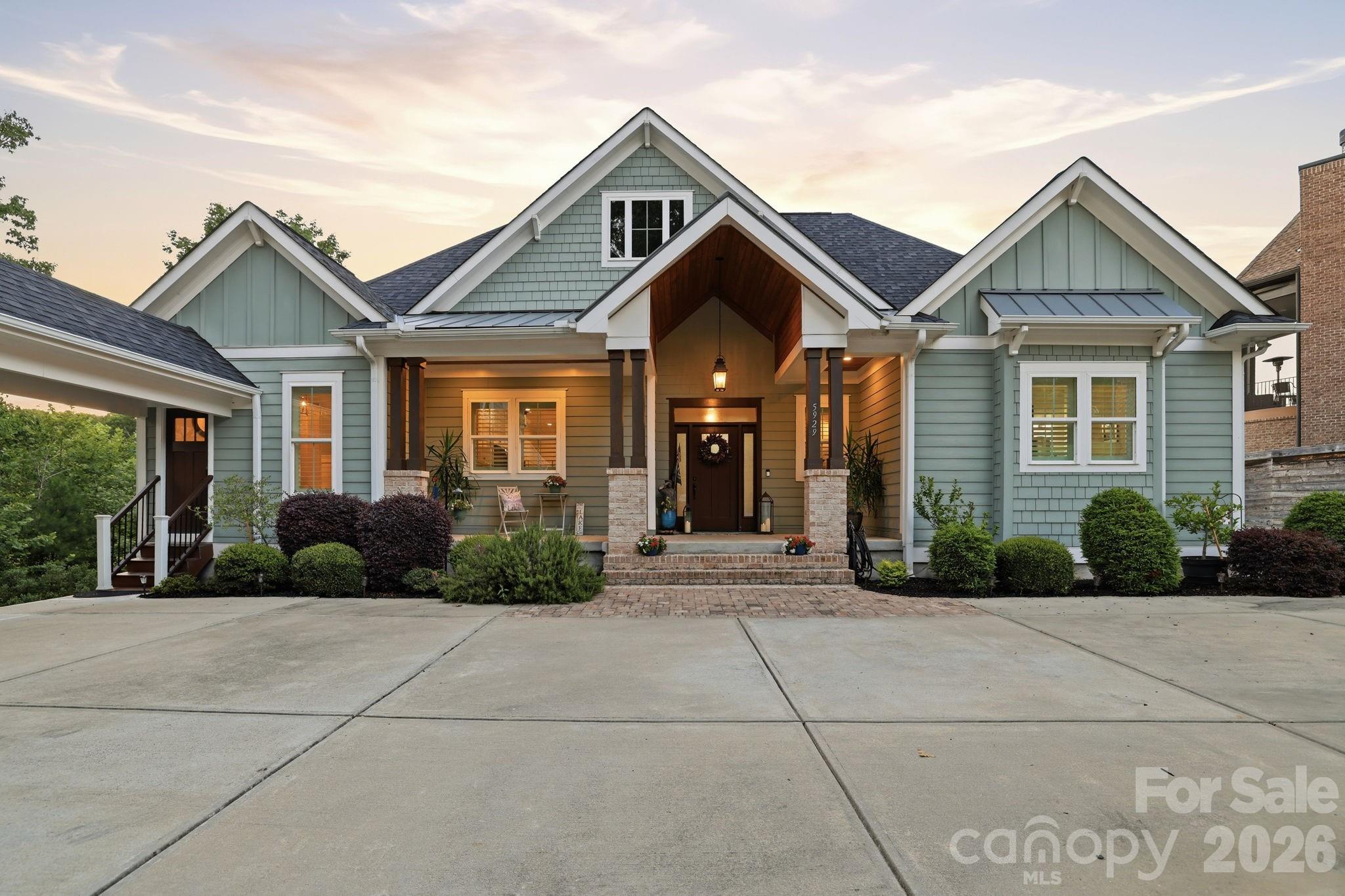 5929 Johnson Road — Clover