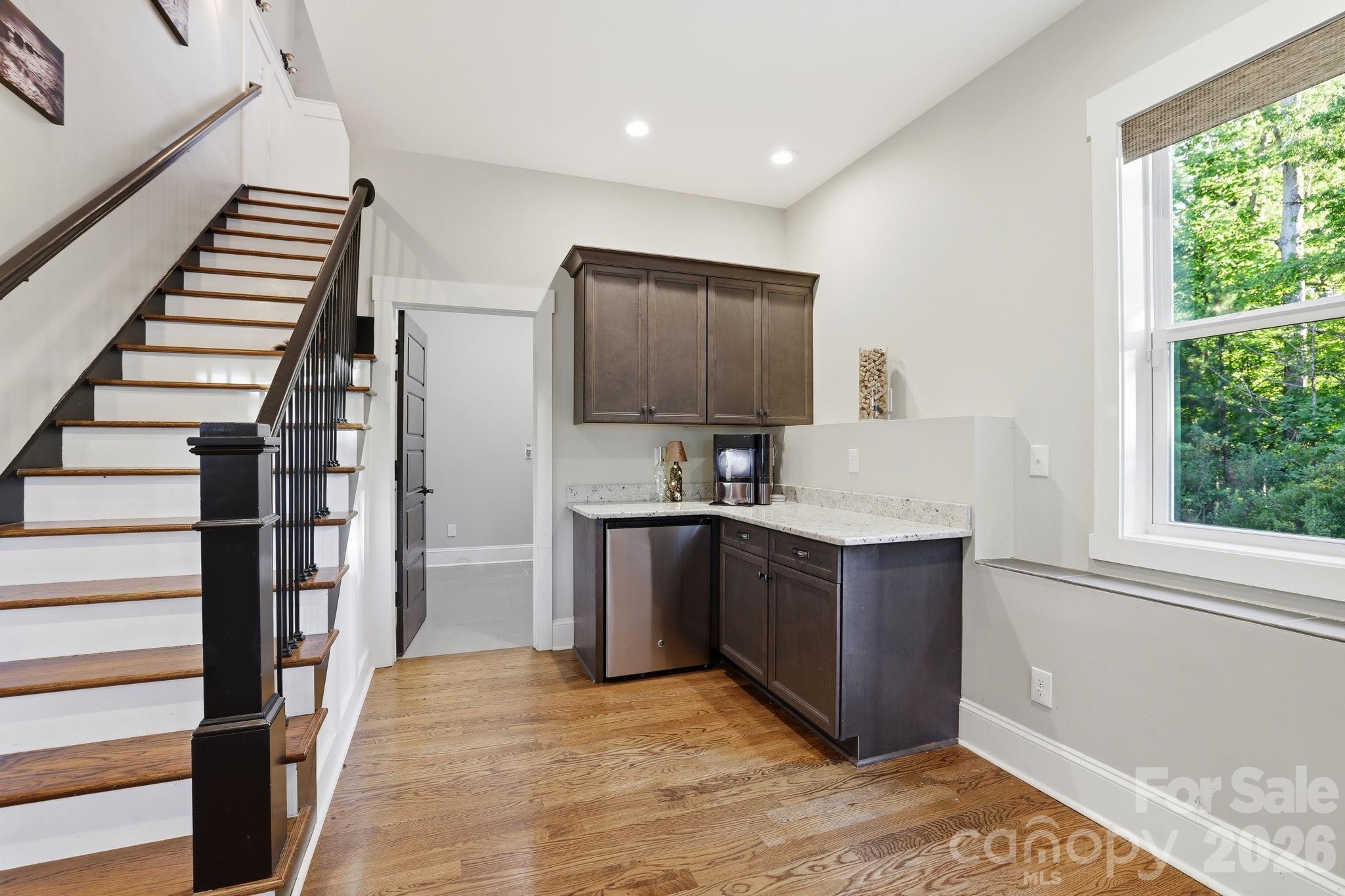 5929 Johnson Road — Clover