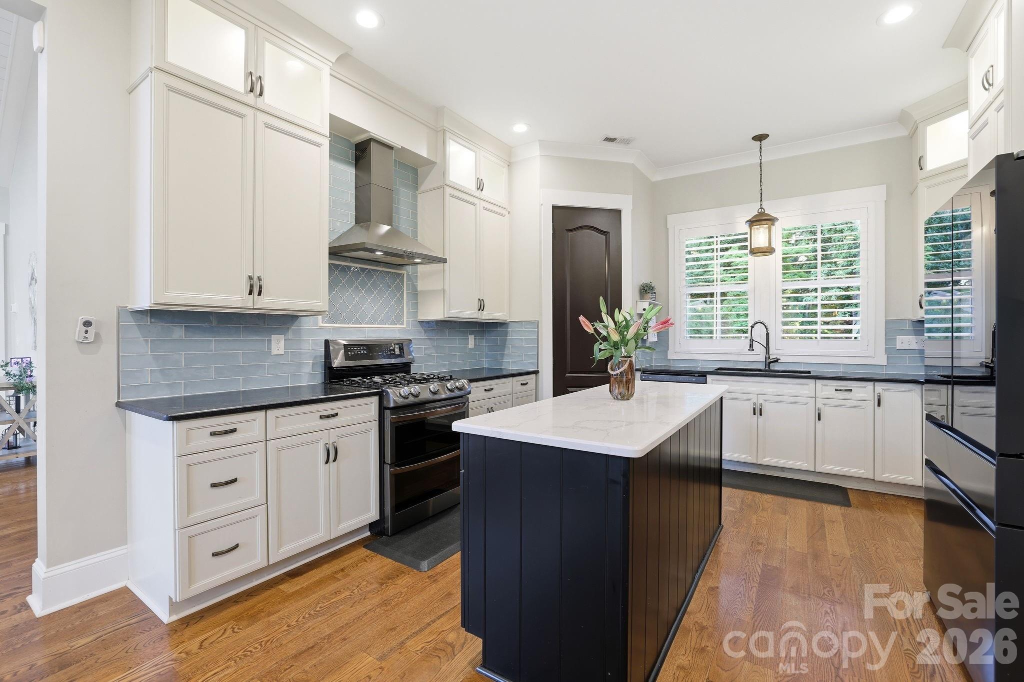 5929 Johnson Road — Clover