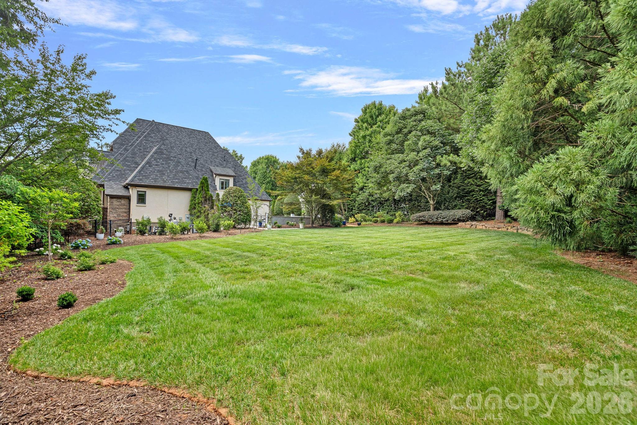 114 Thurstons Way — Mooresville