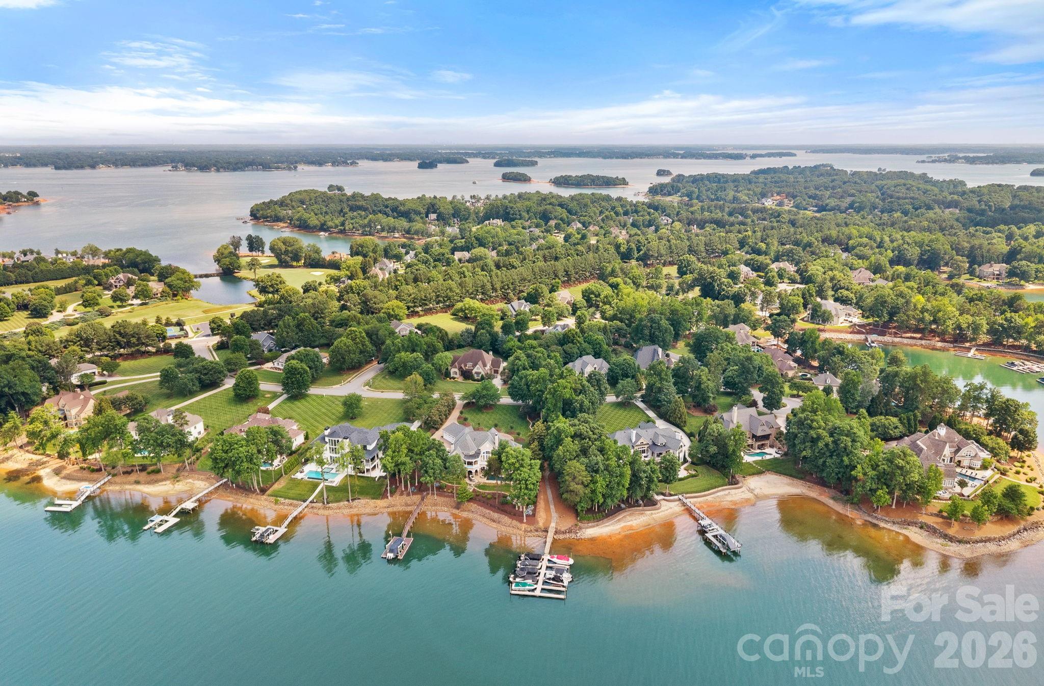 114 Thurstons Way — Mooresville