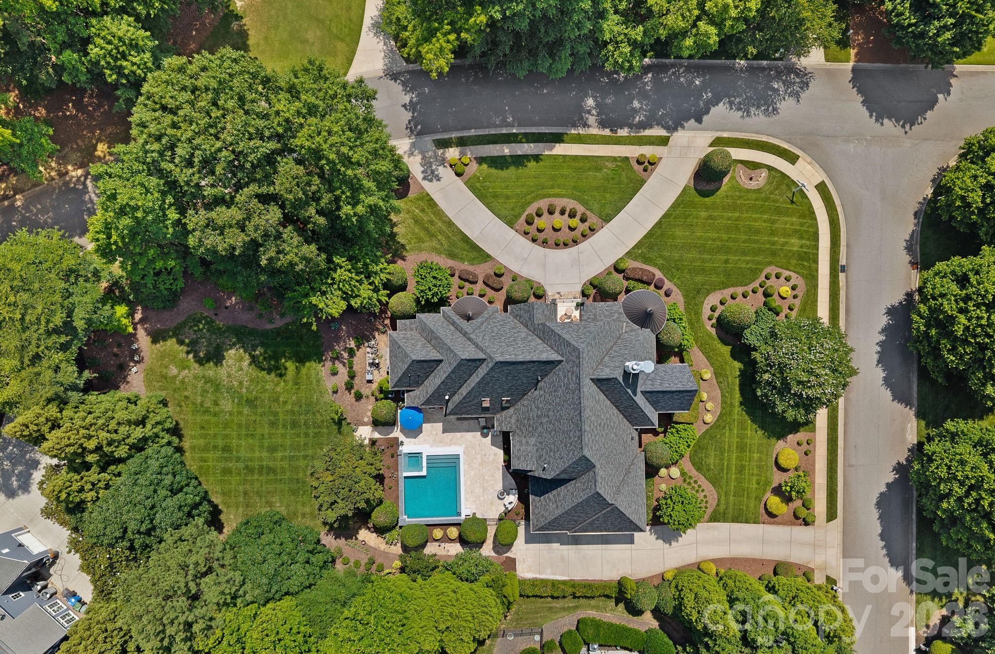 114 Thurstons Way — Mooresville