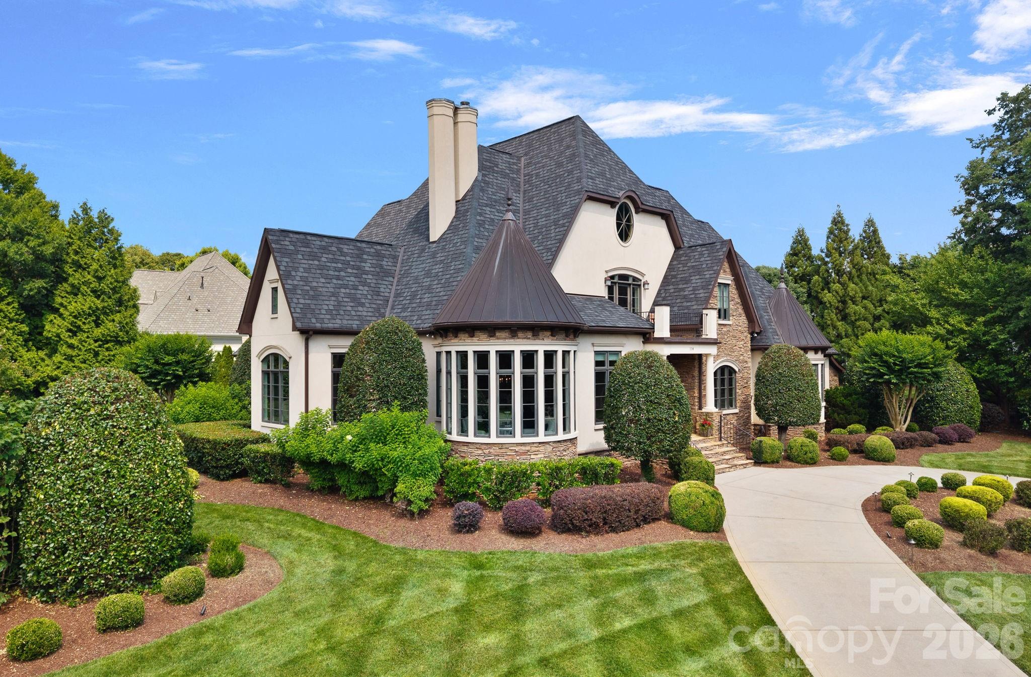 114 Thurstons Way — Mooresville