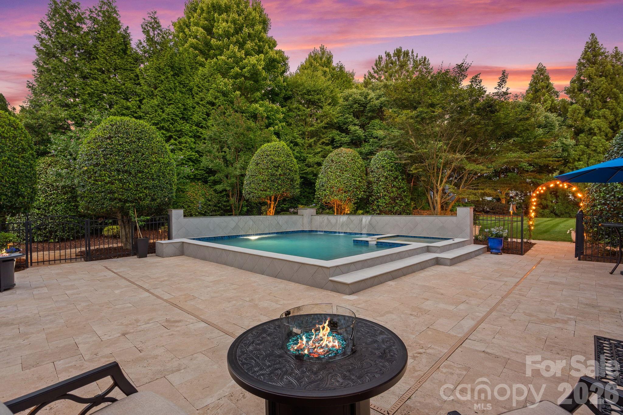114 Thurstons Way — Mooresville