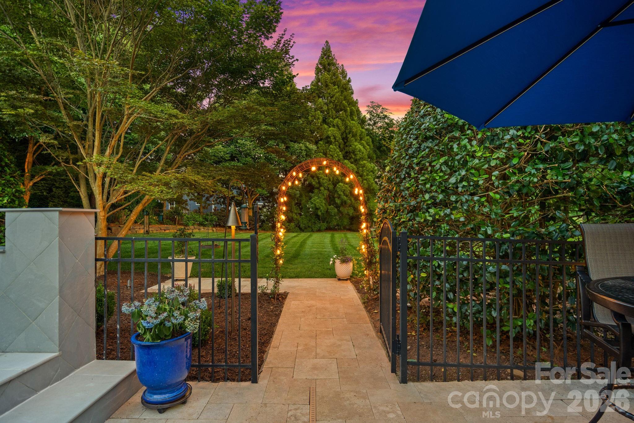 114 Thurstons Way — Mooresville