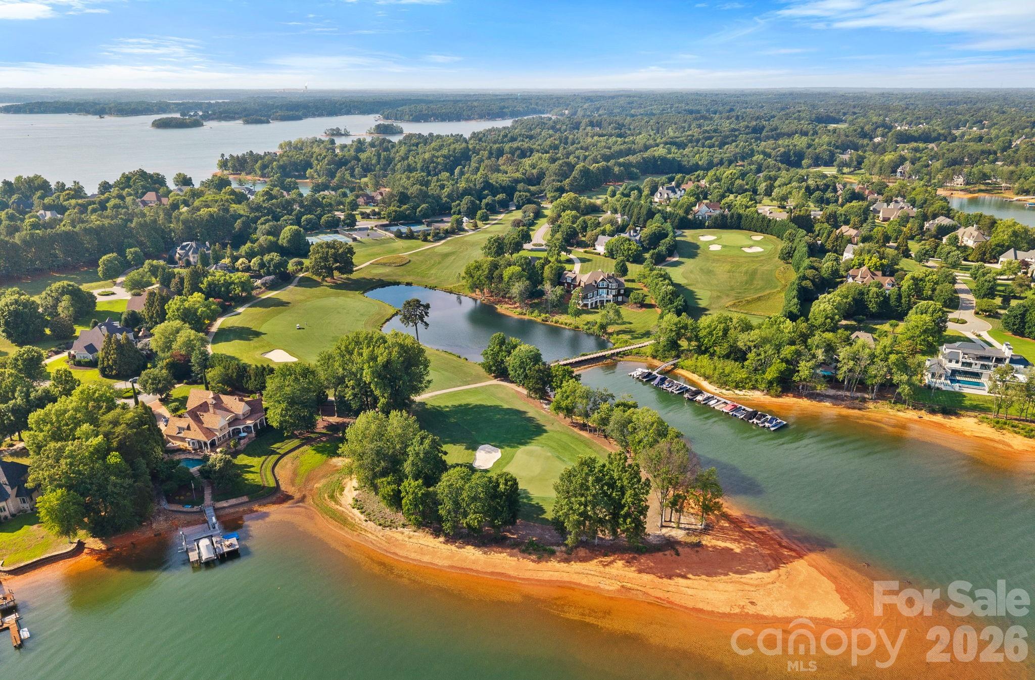 114 Thurstons Way — Mooresville