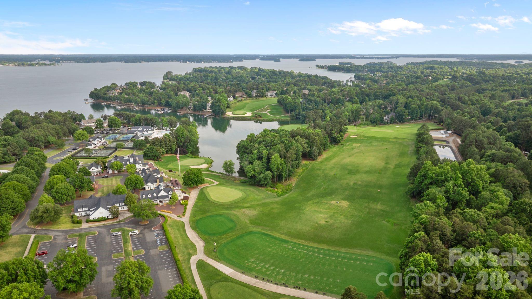 114 Thurstons Way — Mooresville