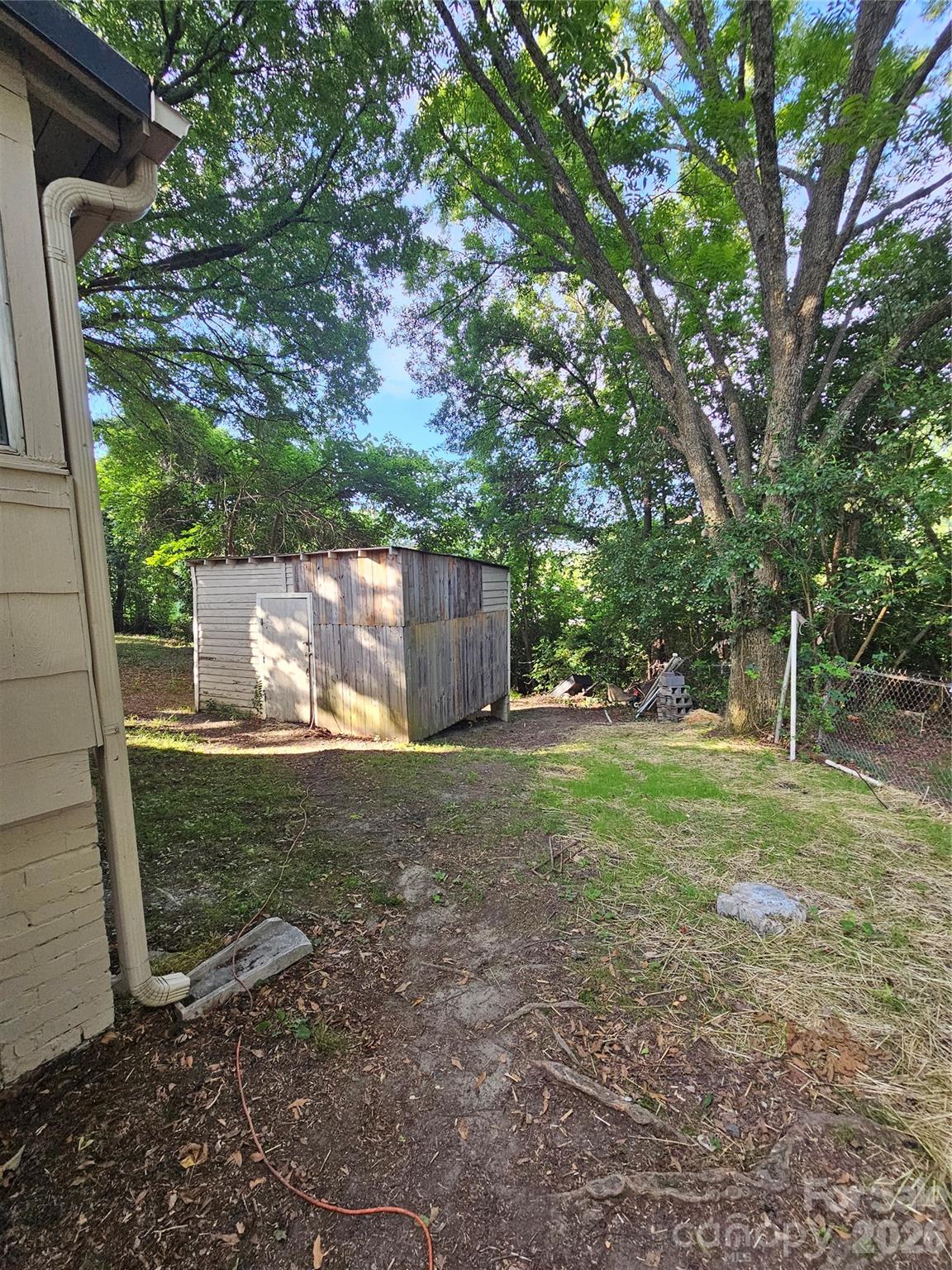 1129 W 5th Avenue — Gastonia