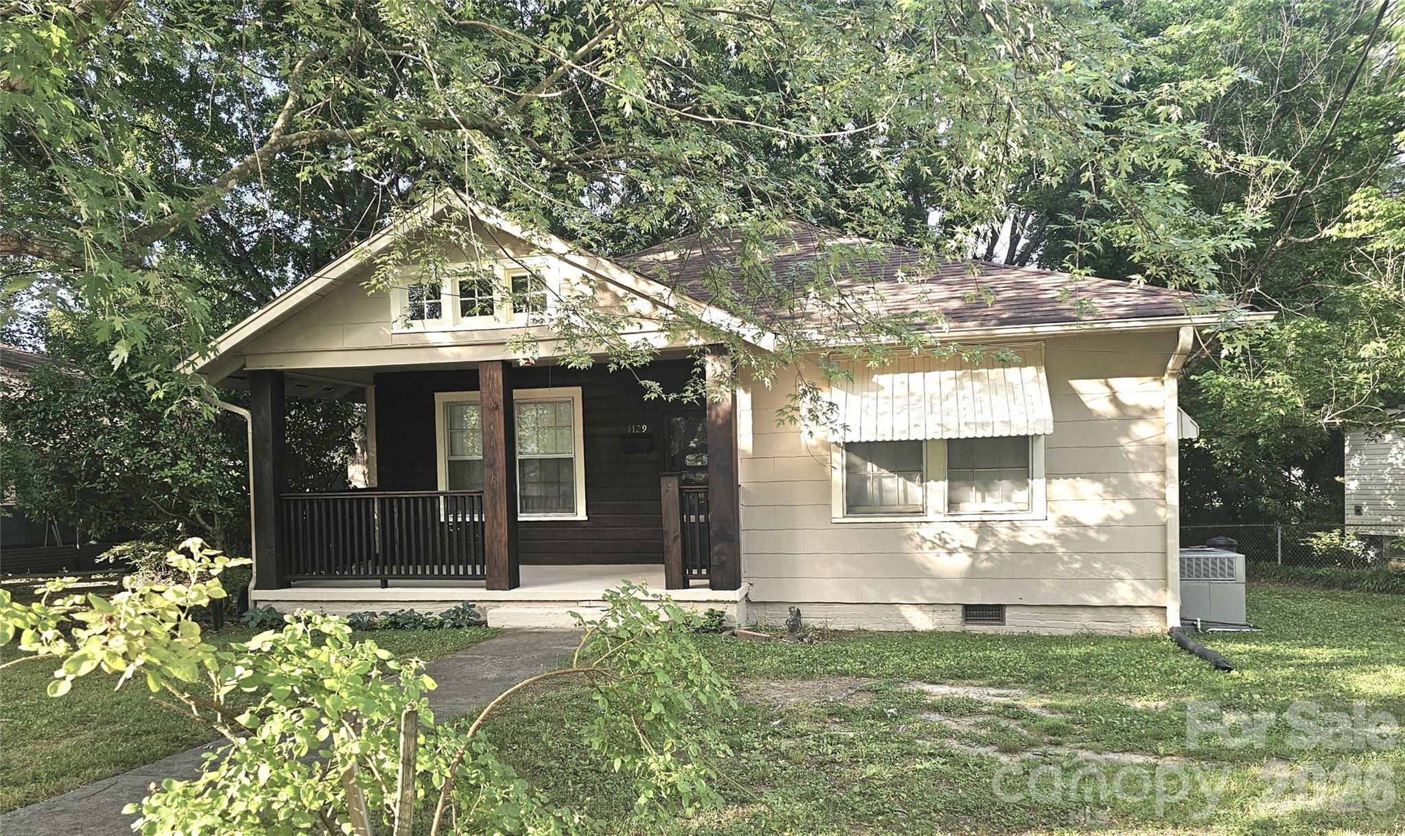 1129 W 5th Avenue — Gastonia