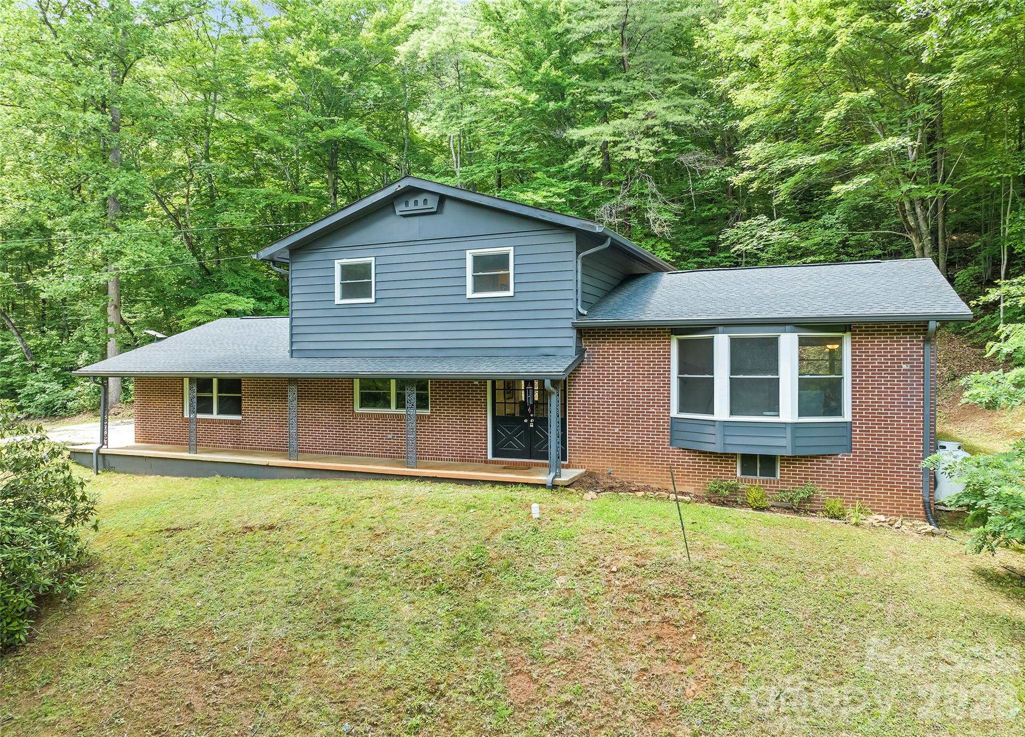 1296 N Country Club Drive — Cullowhee
