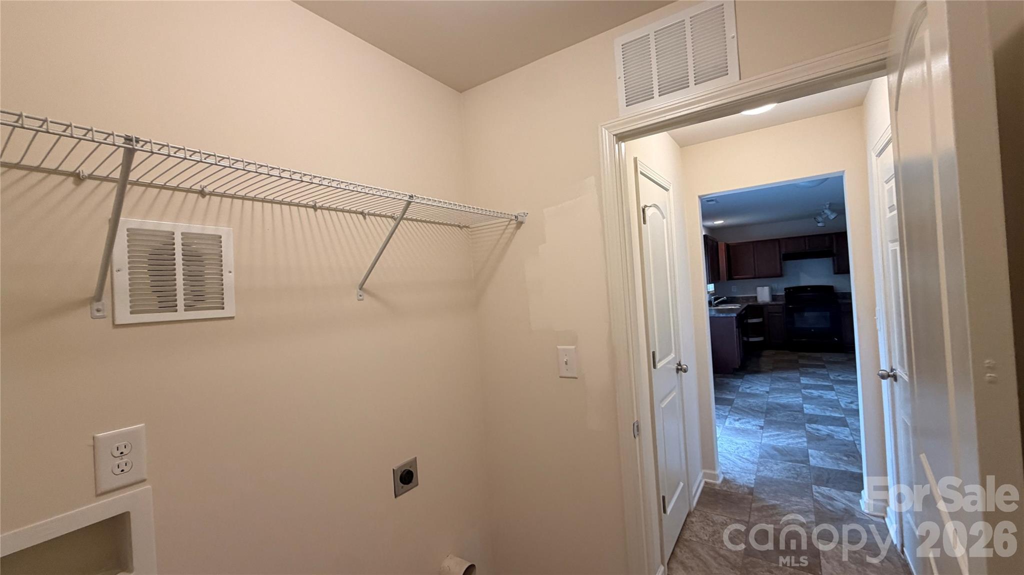 2602 Meadow Knoll Drive — Charlotte
