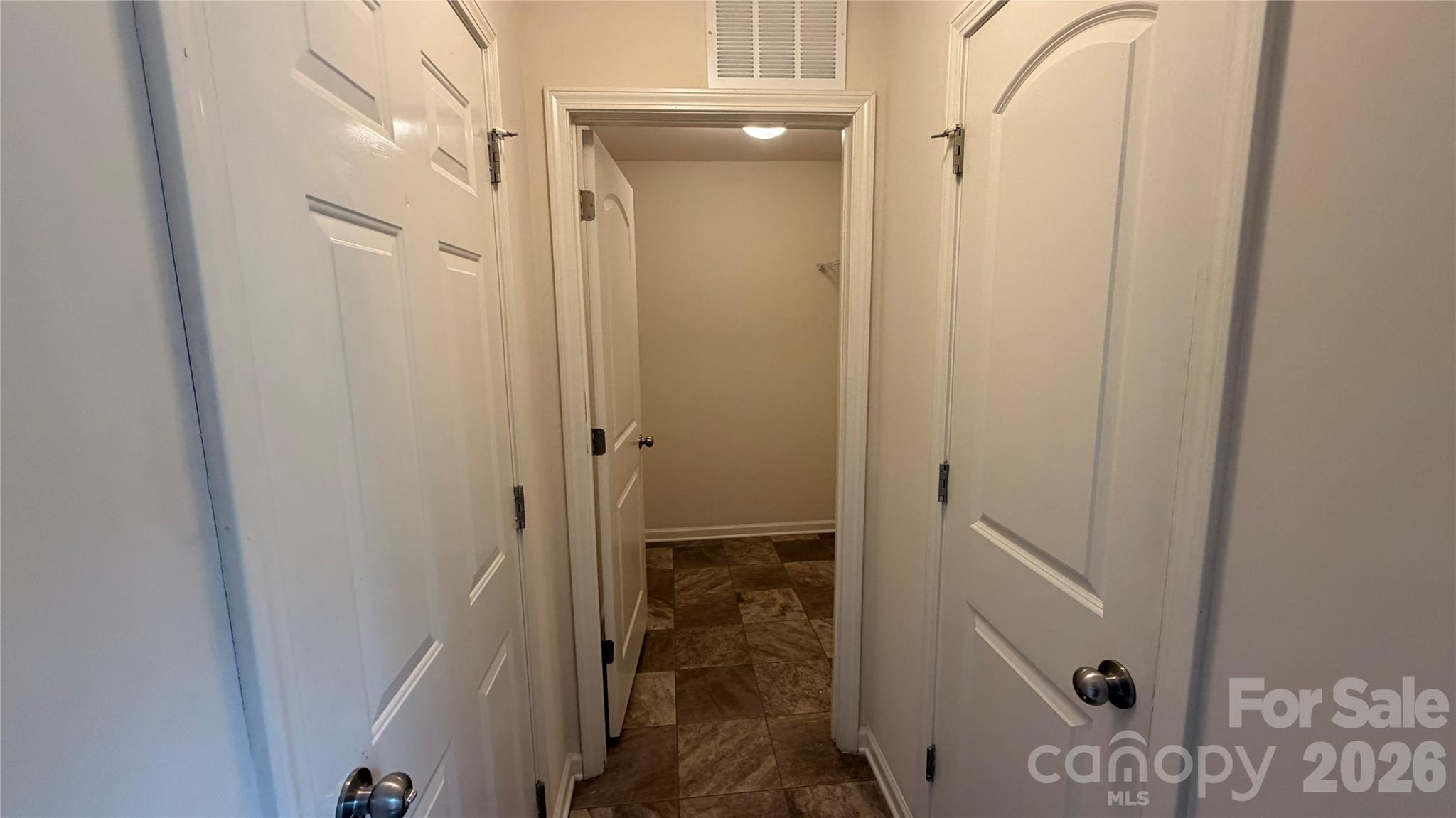 2602 Meadow Knoll Drive — Charlotte