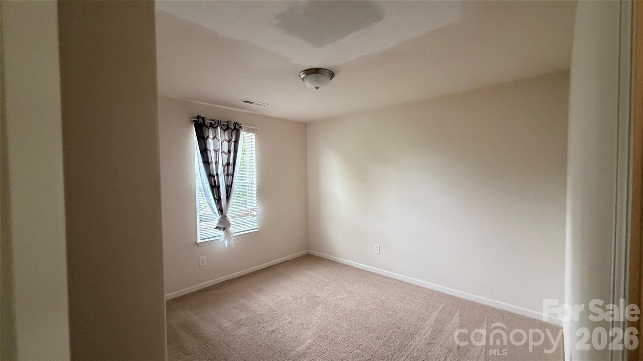 2602 Meadow Knoll Drive — Charlotte
