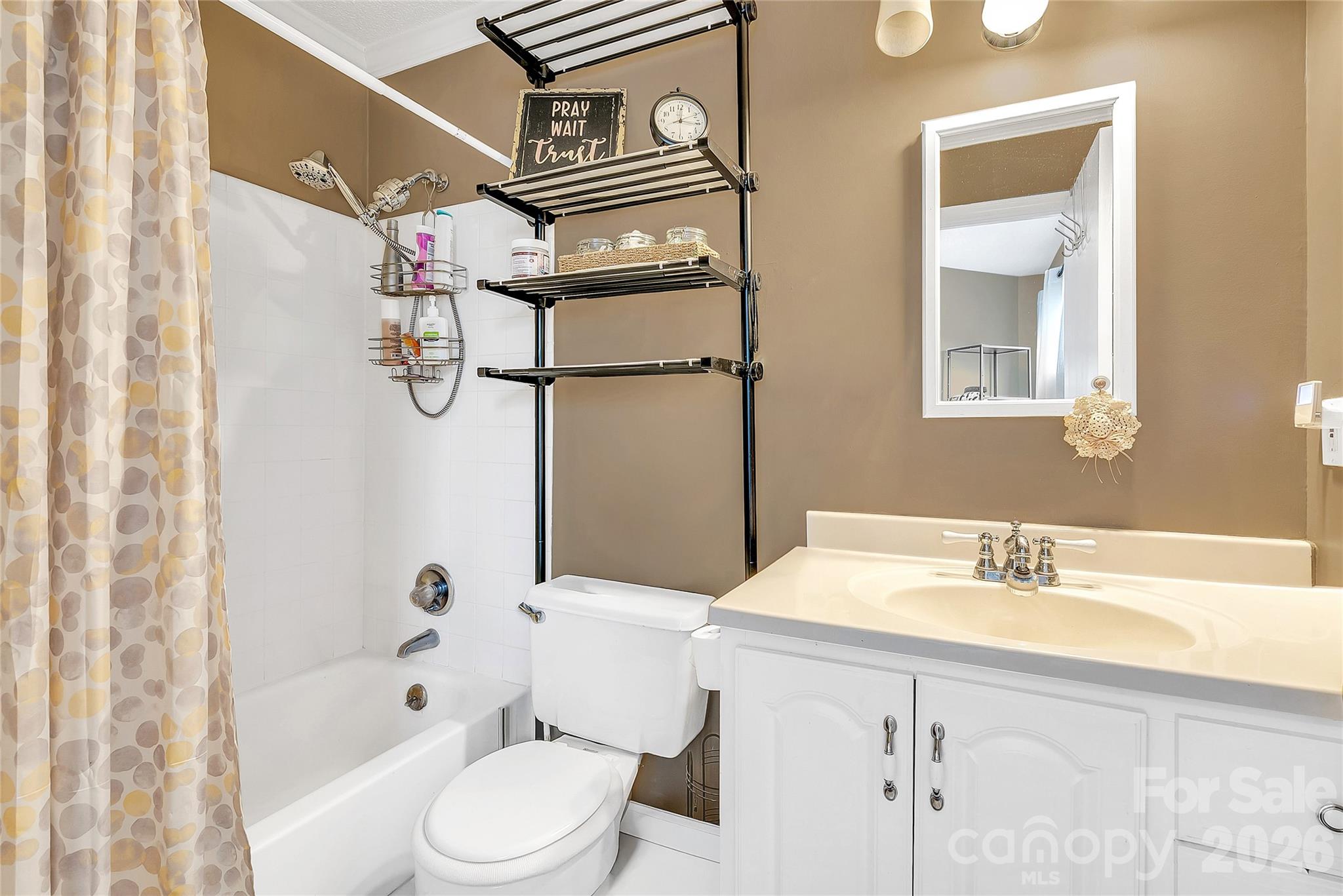 8073 Charter Oak Lane — Charlotte
