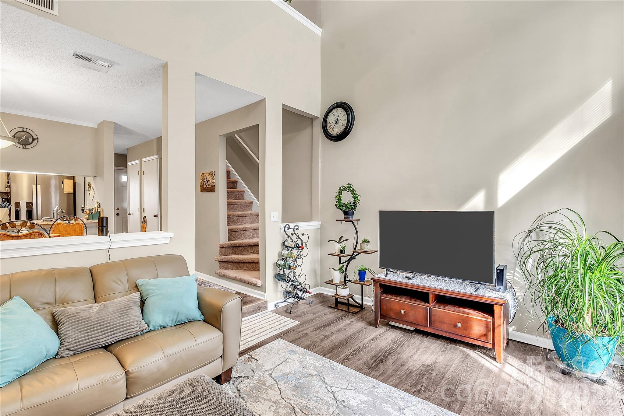 8073 Charter Oak Lane — Charlotte