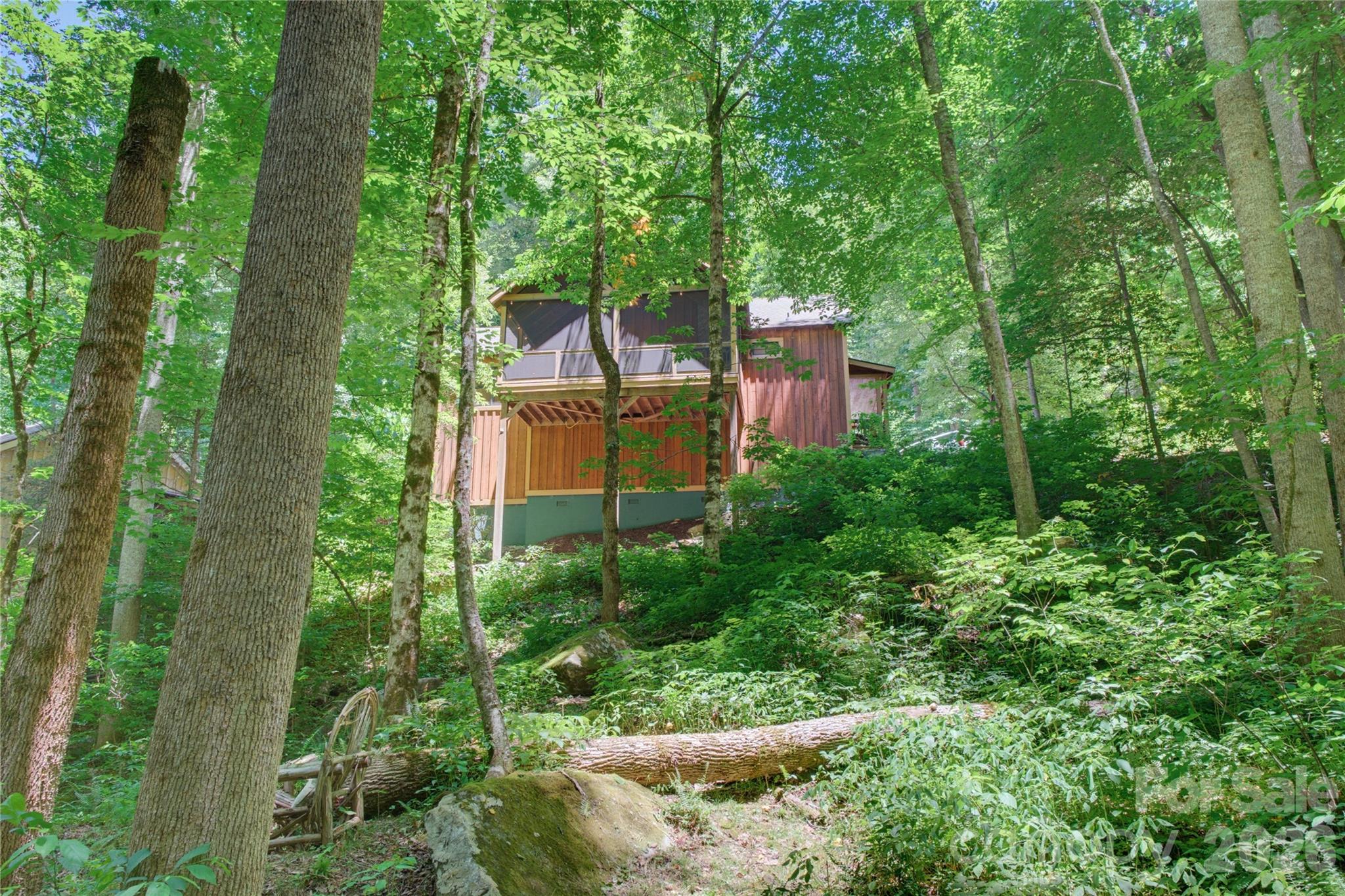 112 Boulder Creek Lane — Tuckasegee