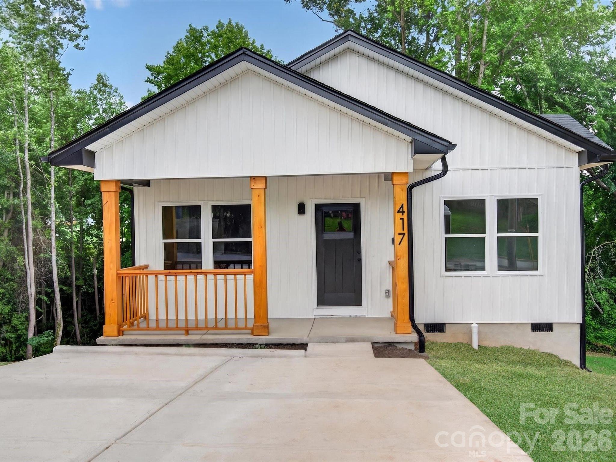 417 8th street Drive SW — Hickory