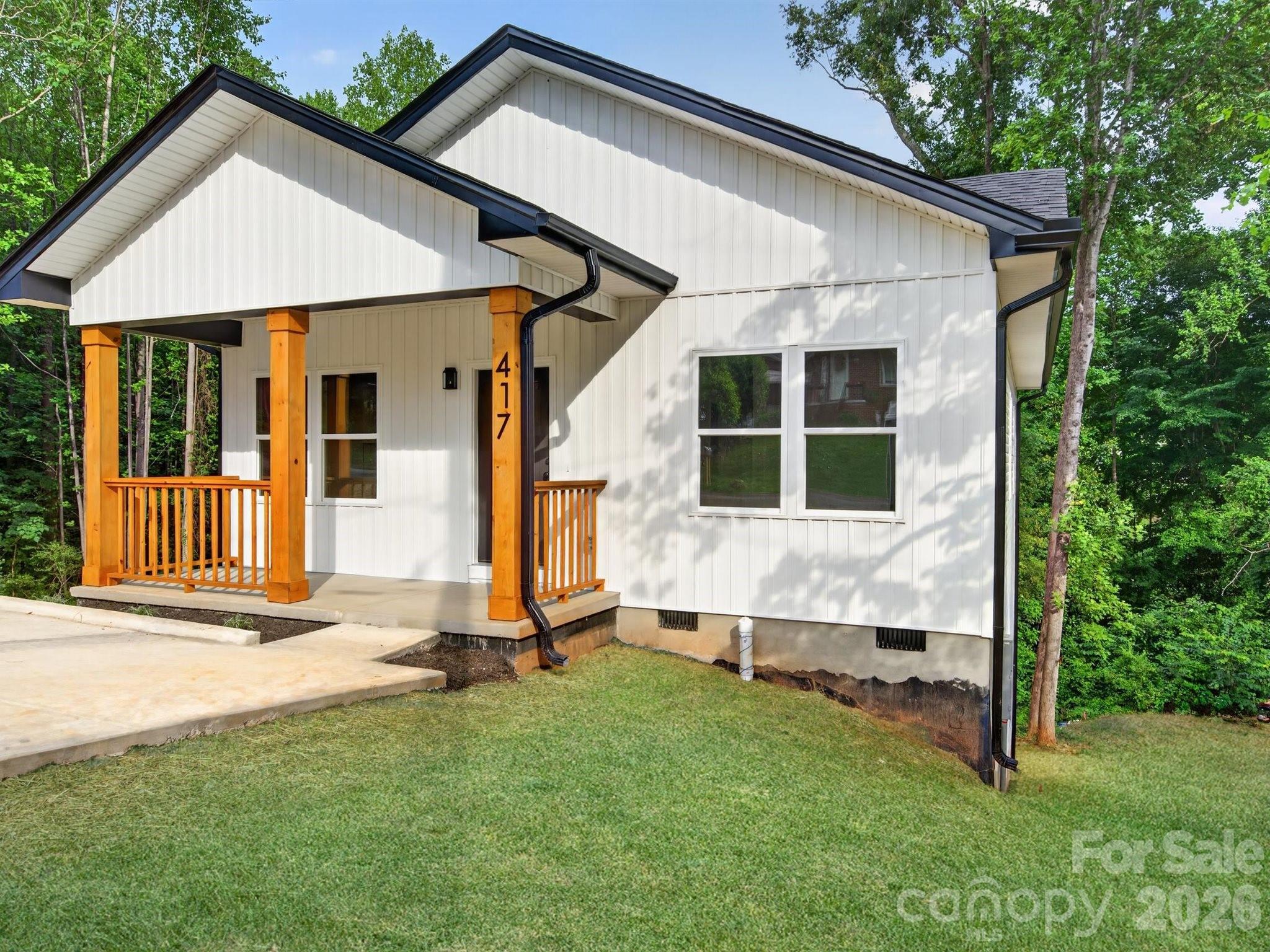 417 8th street Drive SW — Hickory