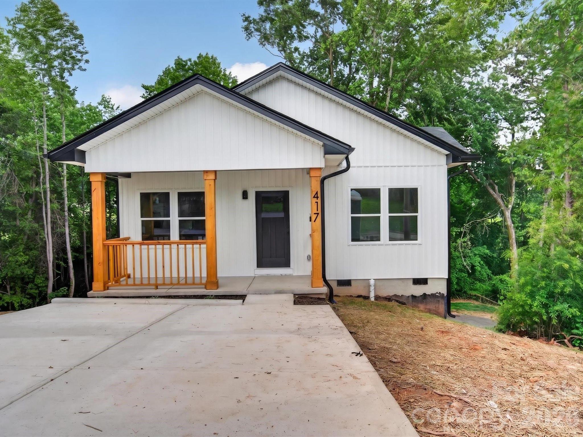 417 8th street Drive SW — Hickory