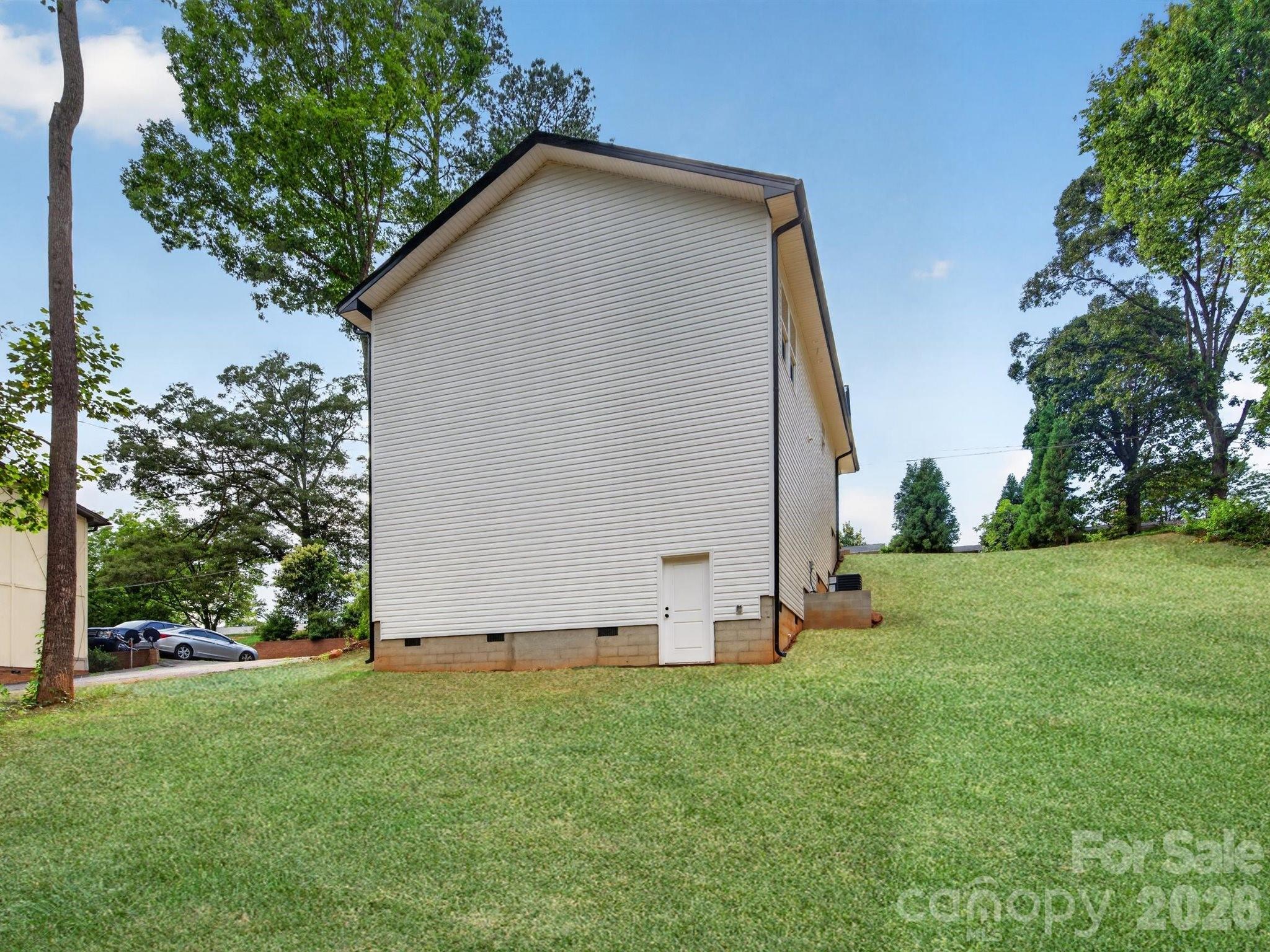 417 8th street Drive SW — Hickory