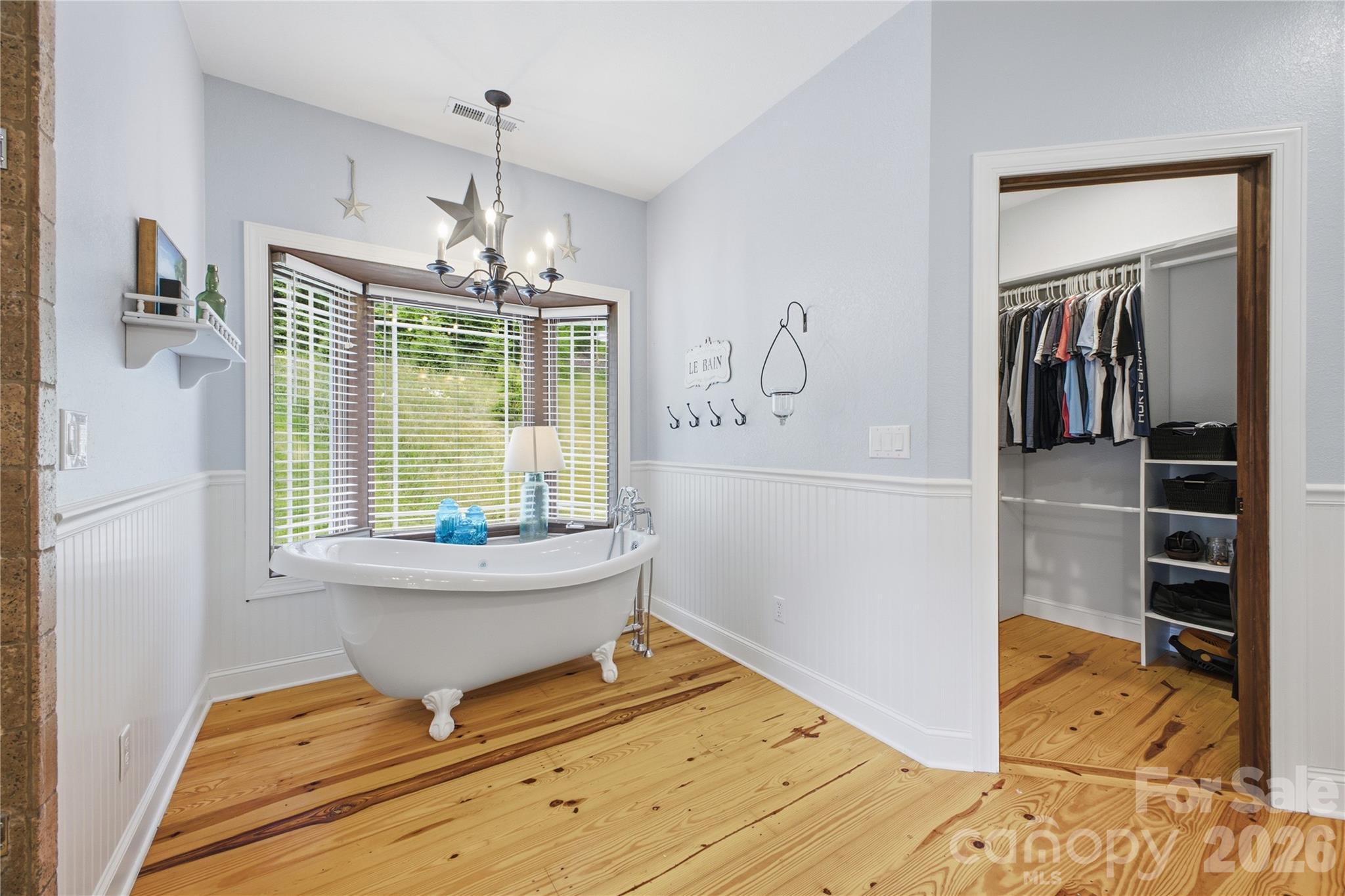 227 Black Bear Cove — Clyde