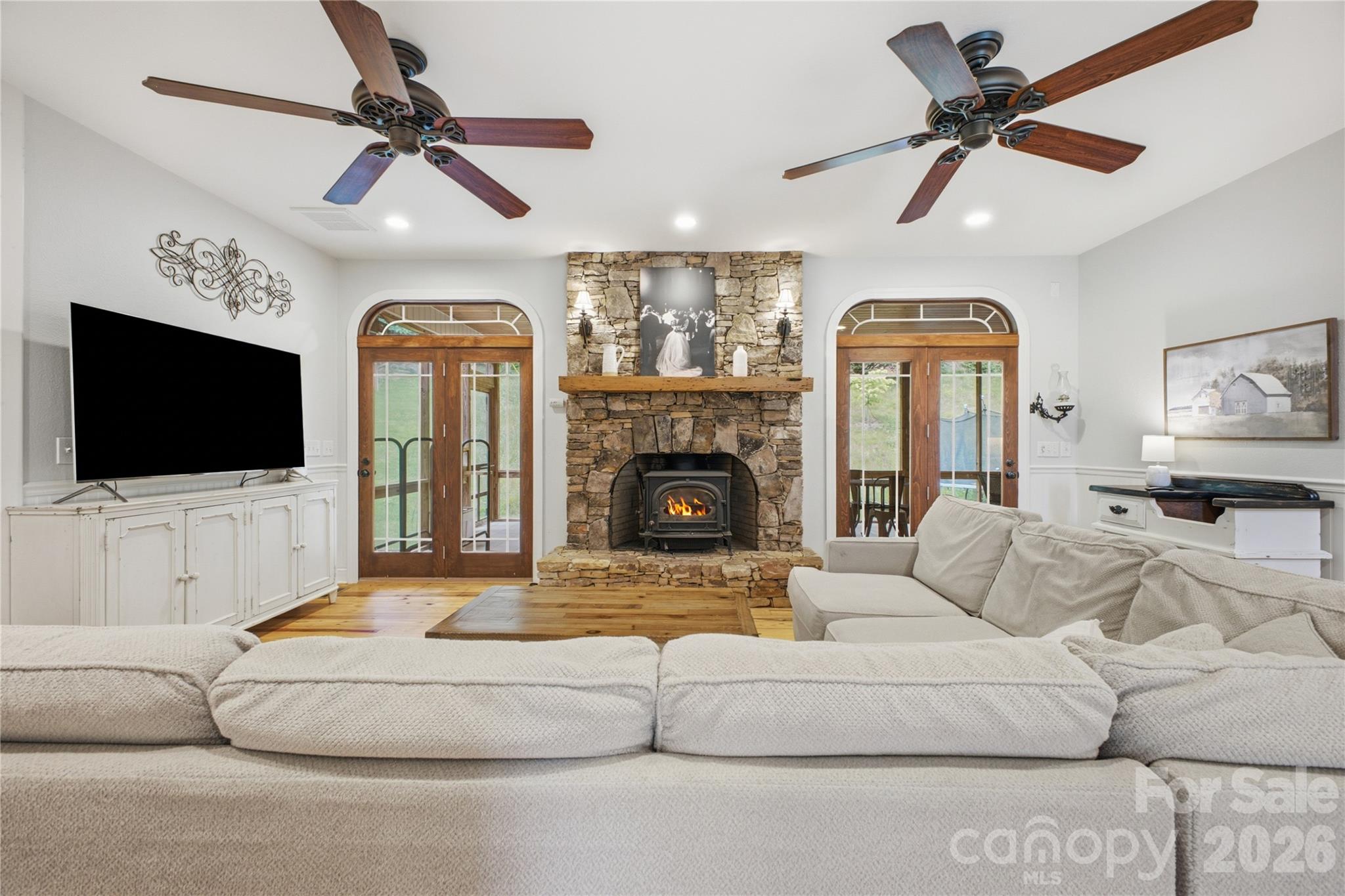 227 Black Bear Cove — Clyde