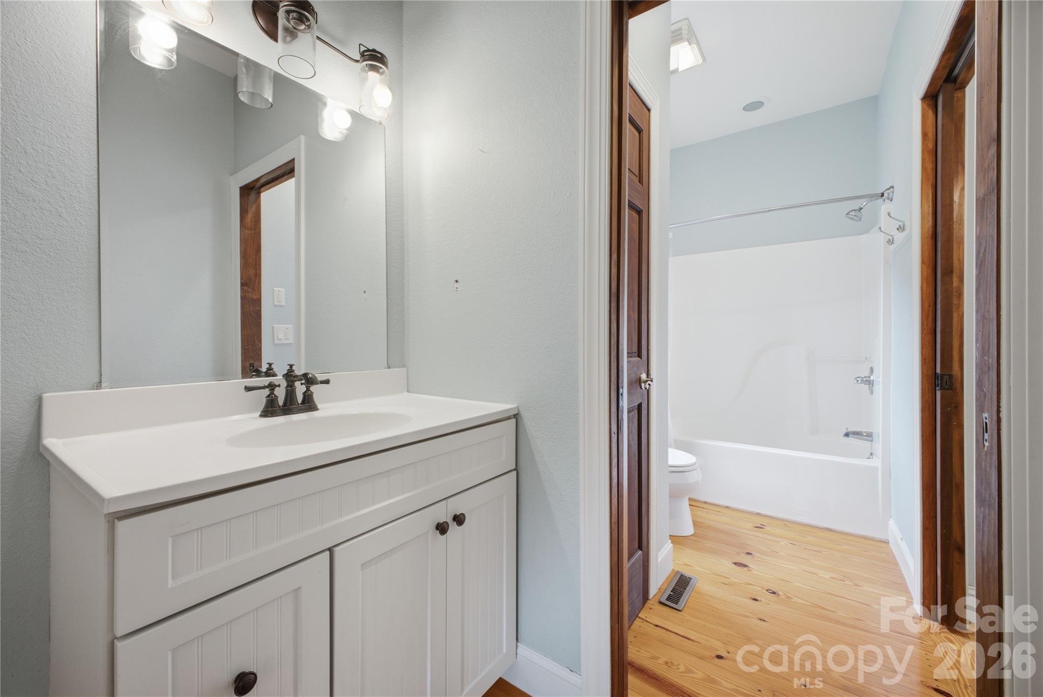 227 Black Bear Cove — Clyde