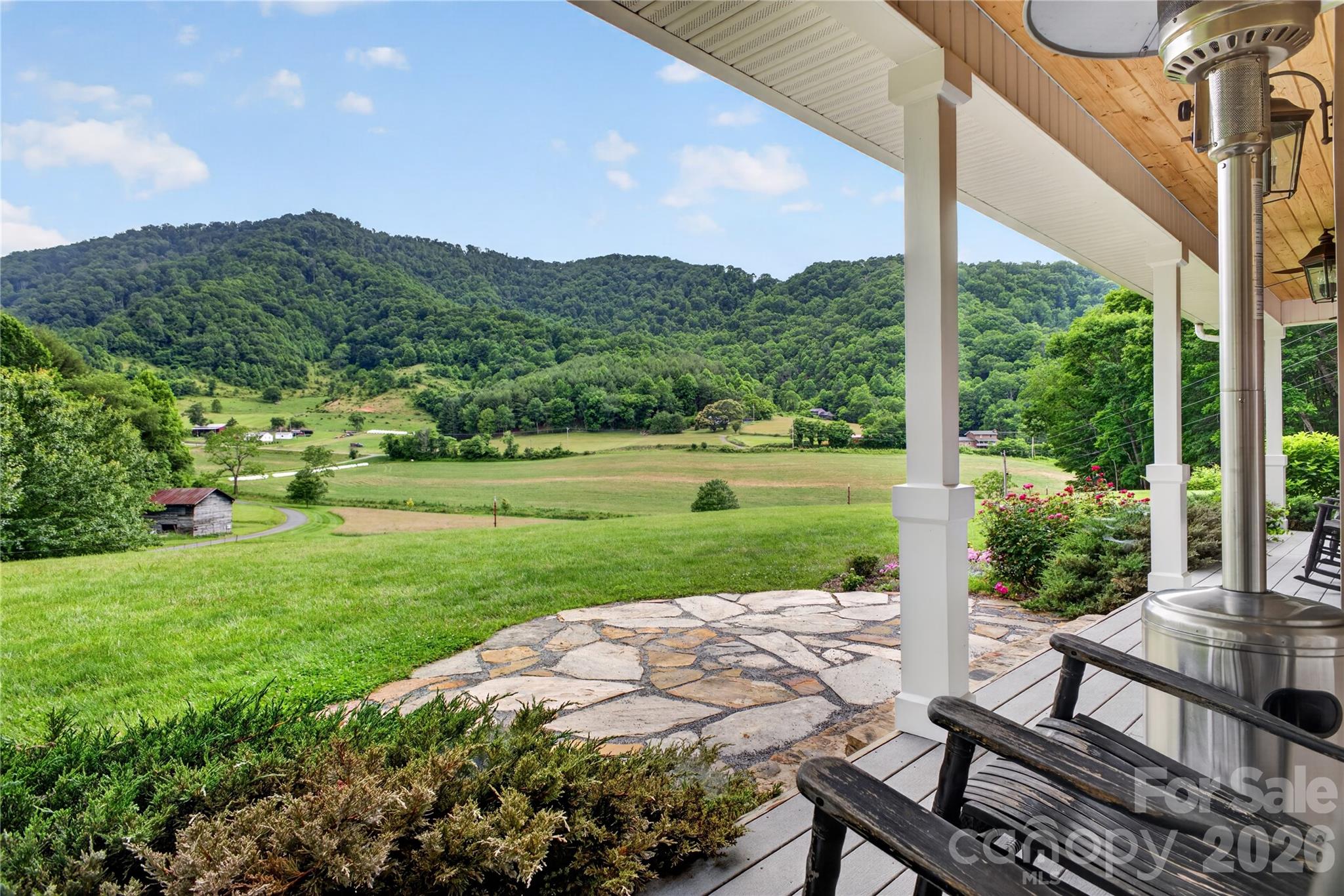227 Black Bear Cove — Clyde