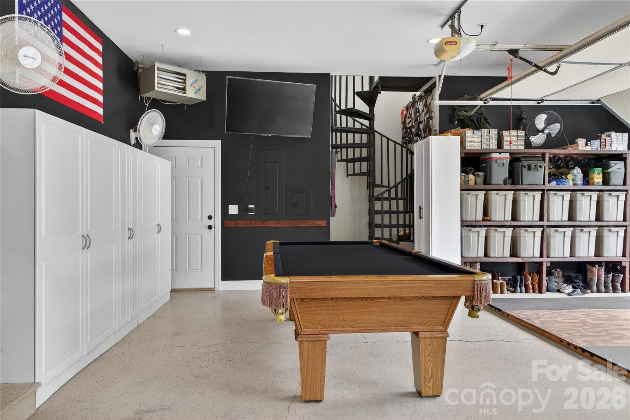 227 Black Bear Cove — Clyde