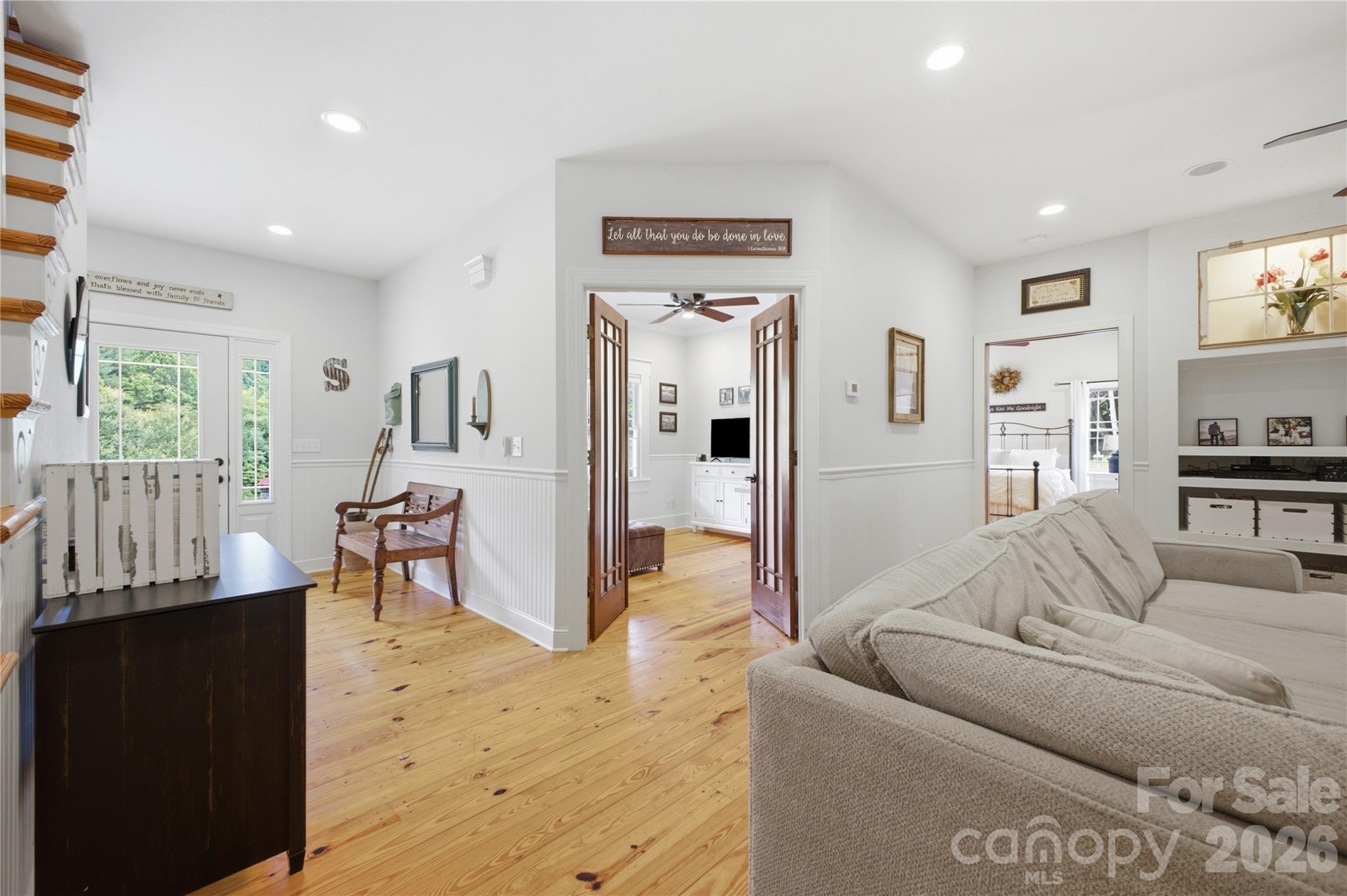 227 Black Bear Cove — Clyde