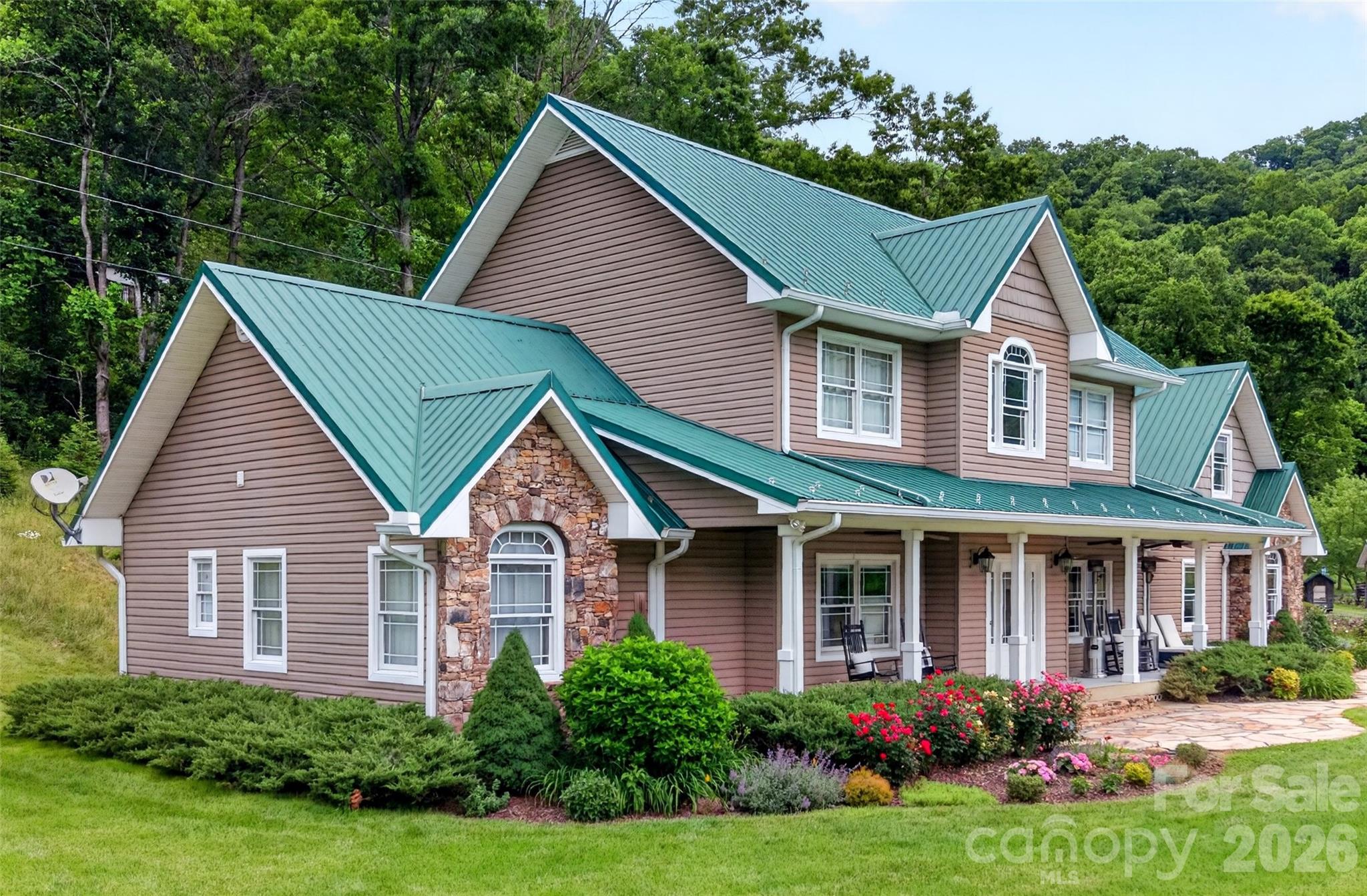 227 Black Bear Cove — Clyde