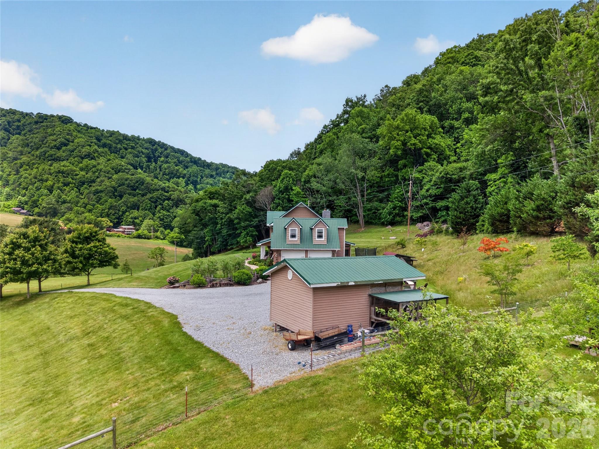 227 Black Bear Cove — Clyde