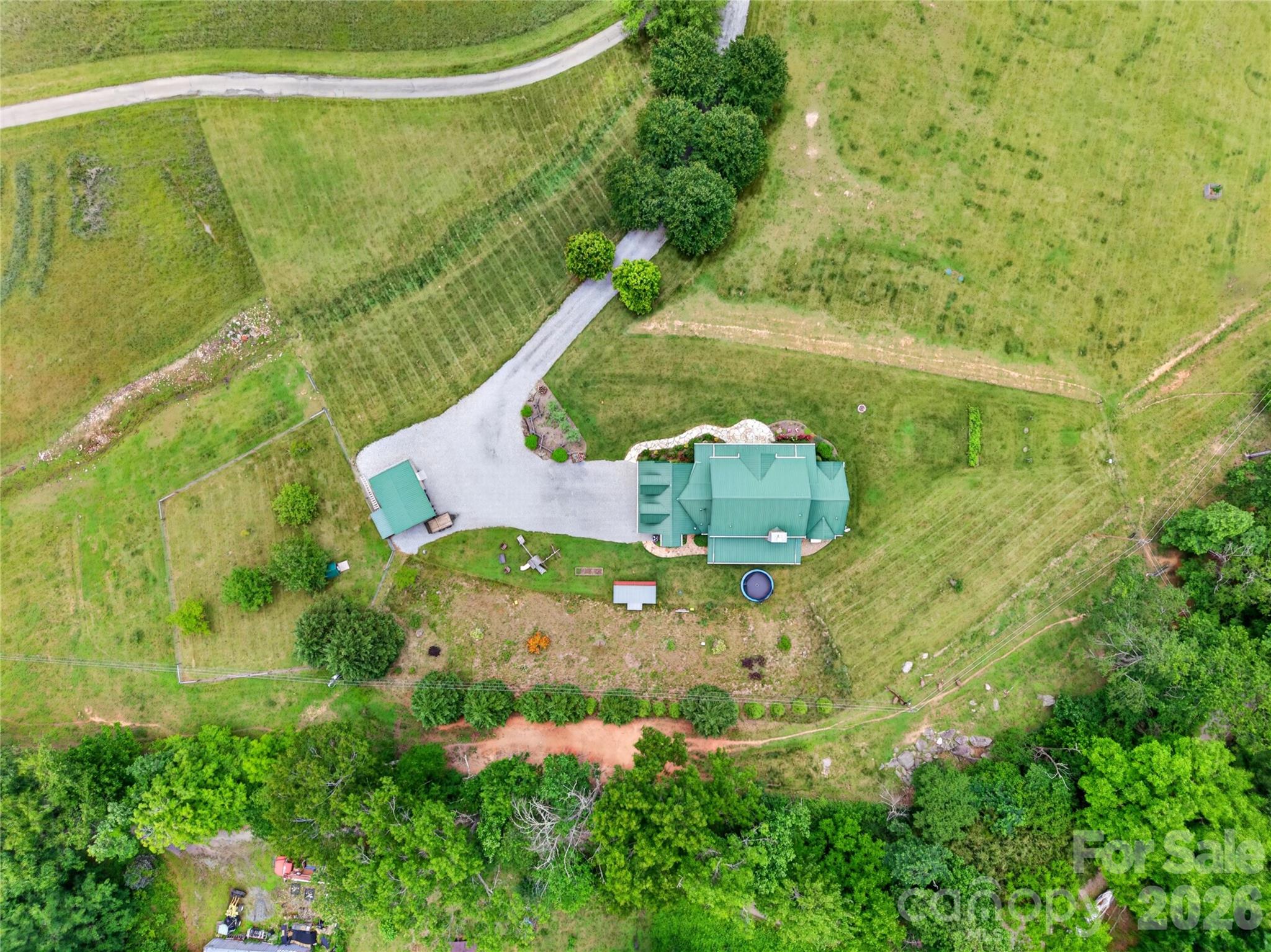 227 Black Bear Cove — Clyde