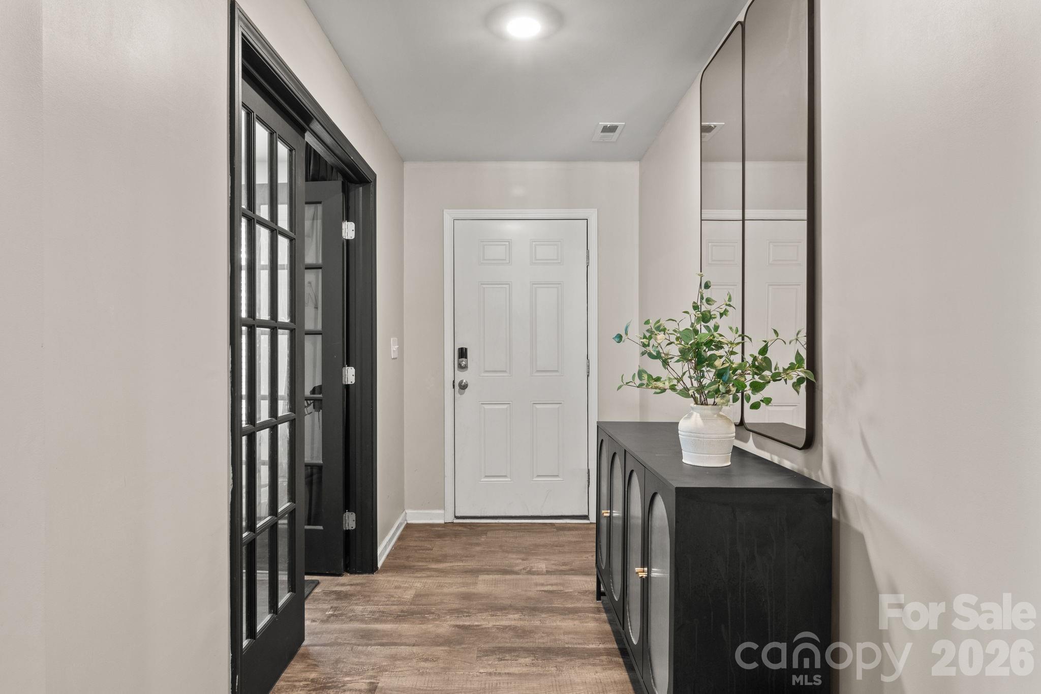 2916 Sherrills Stream Drive — Sherrills Ford