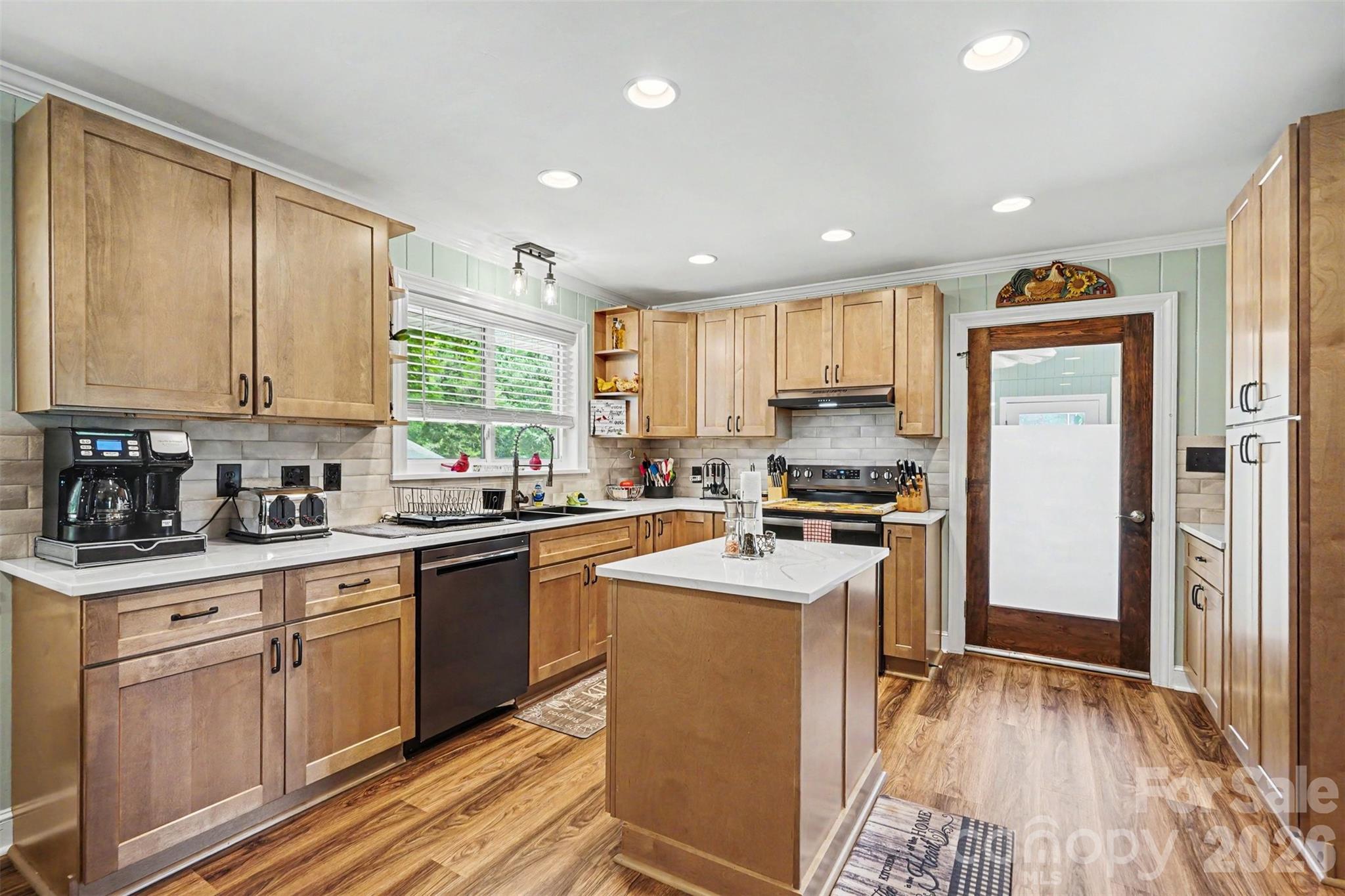 3800 Centergrove Road — Concord
