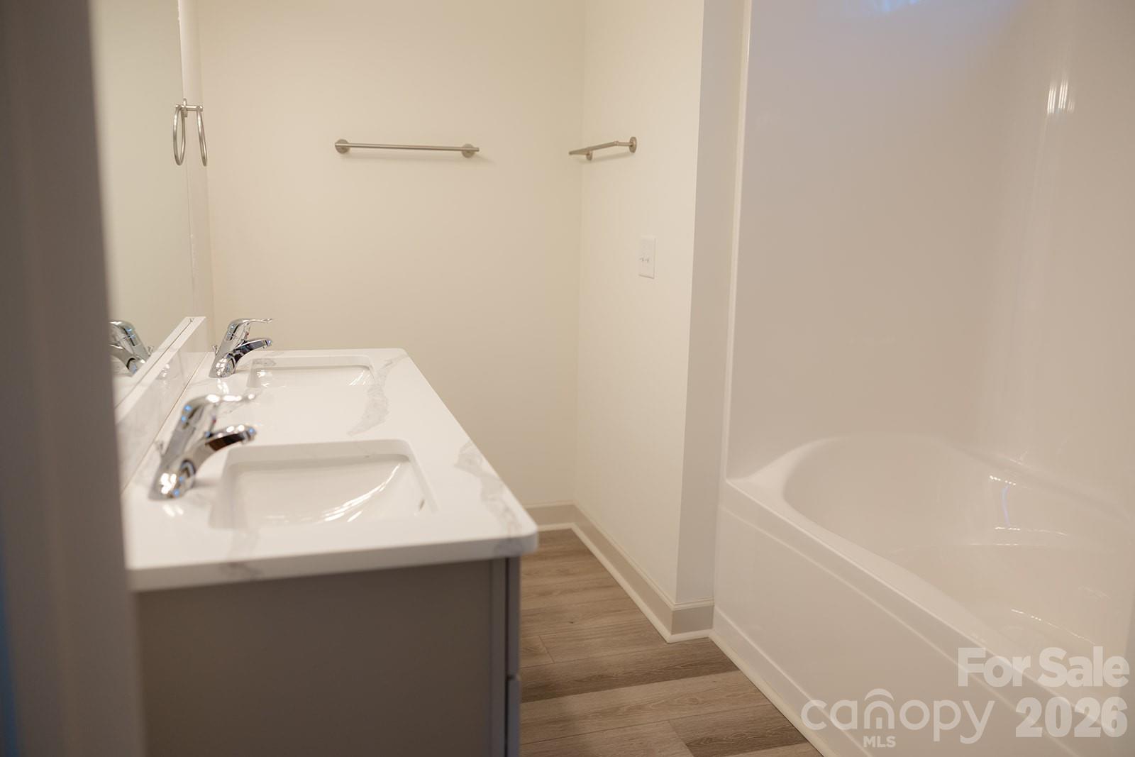 1254 Rainbow Circle — Catawba