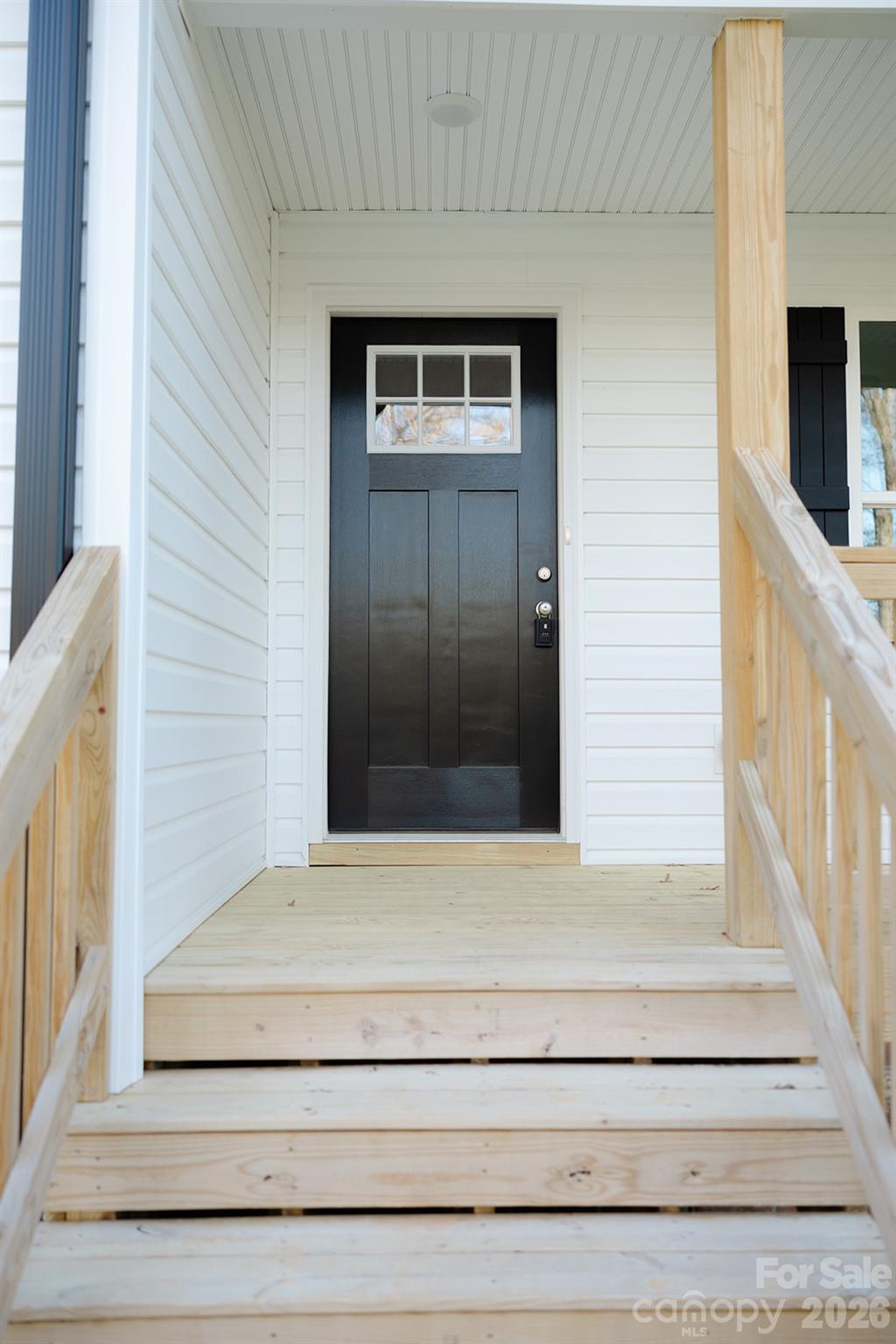 1254 Rainbow Circle — Catawba