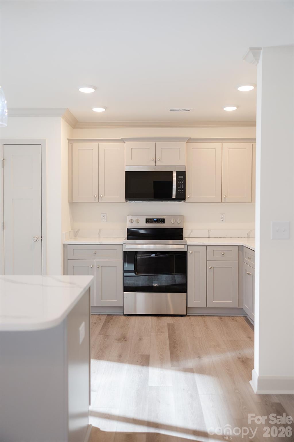 1254 Rainbow Circle — Catawba