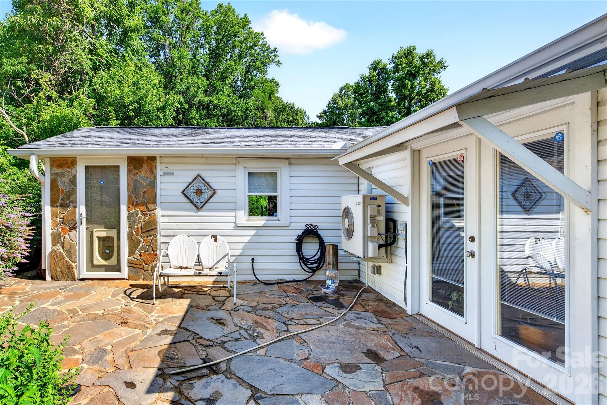 119 Seagle Street — Marion