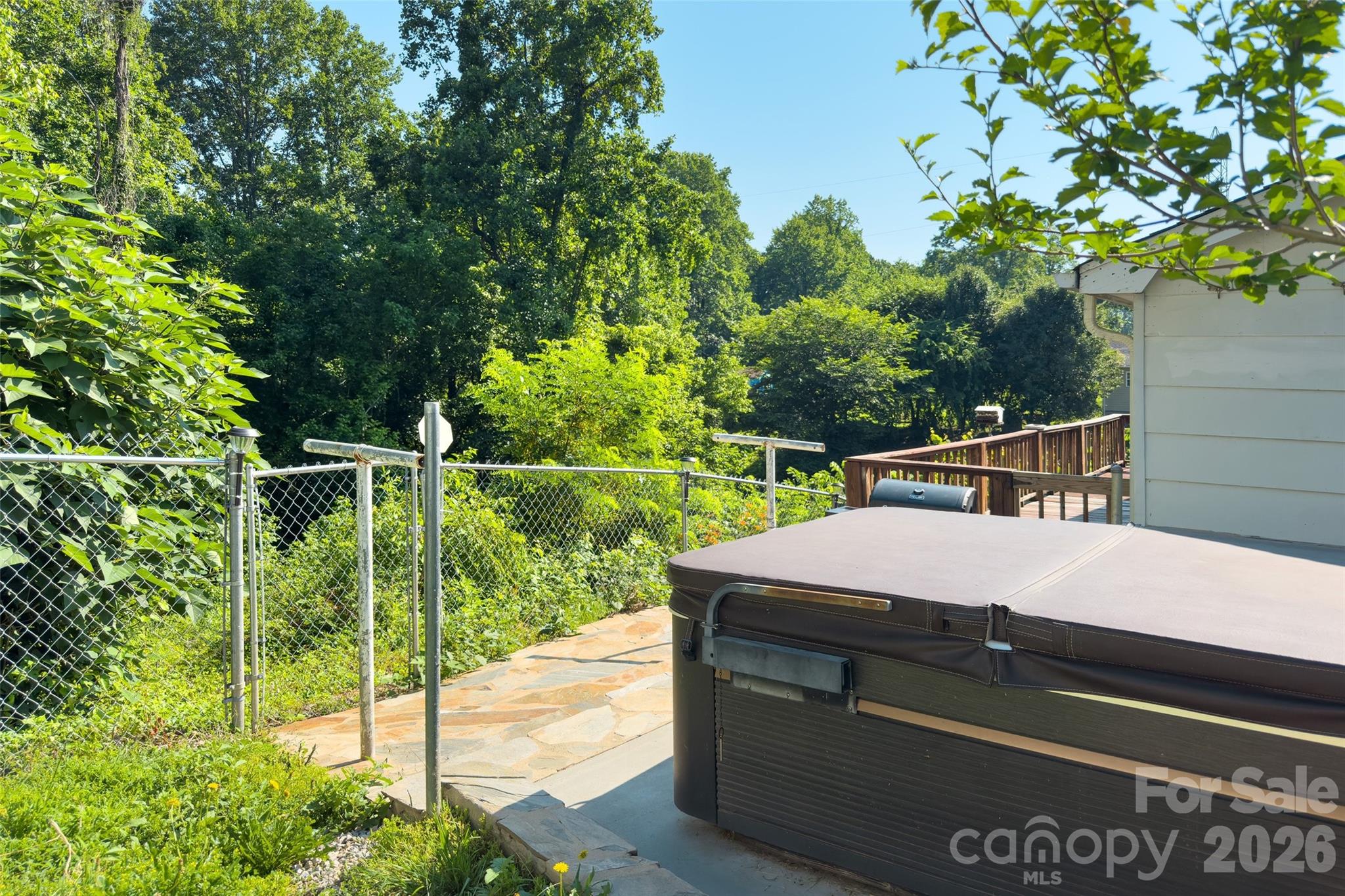 119 Seagle Street — Marion
