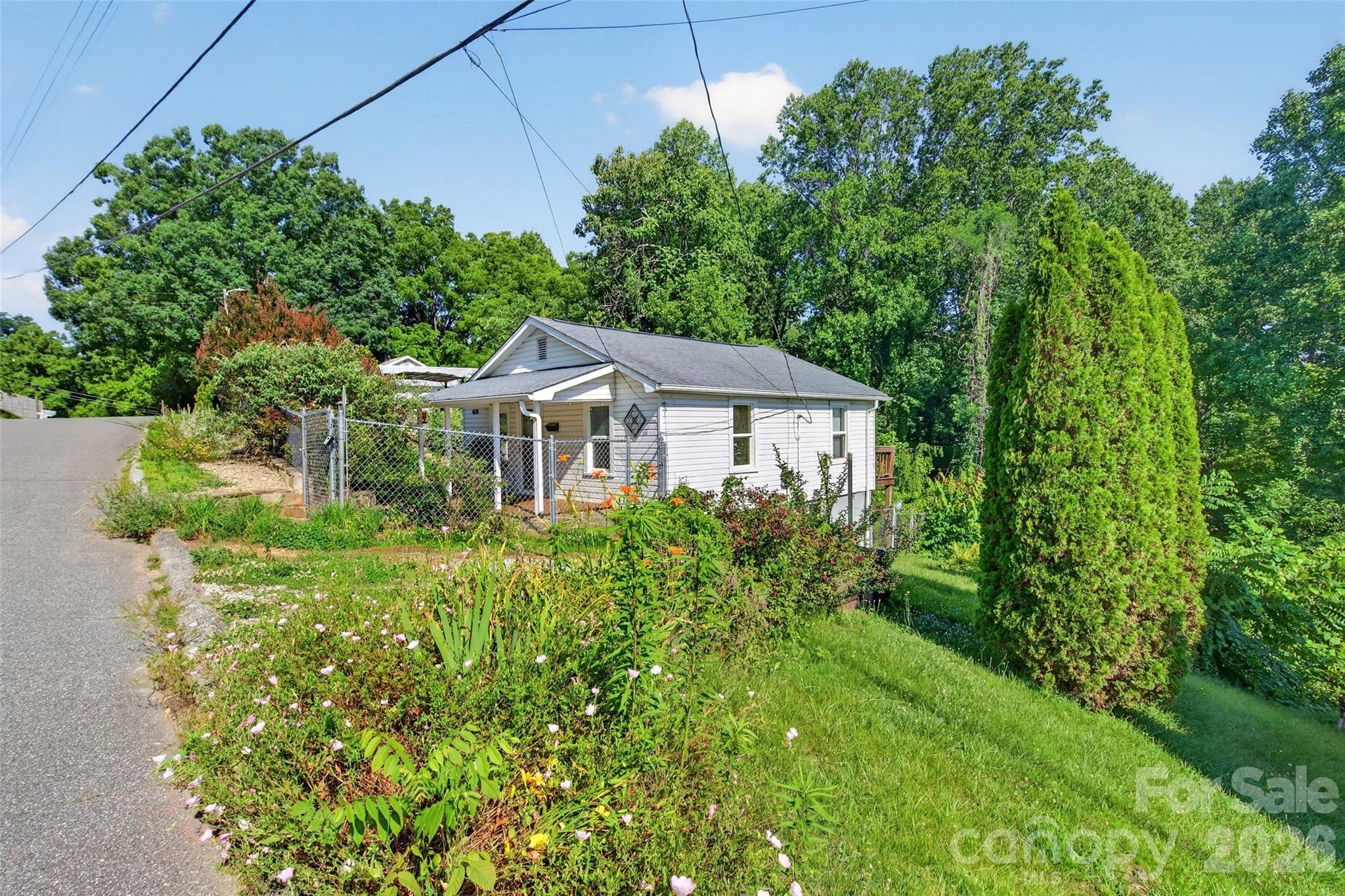 119 Seagle Street — Marion