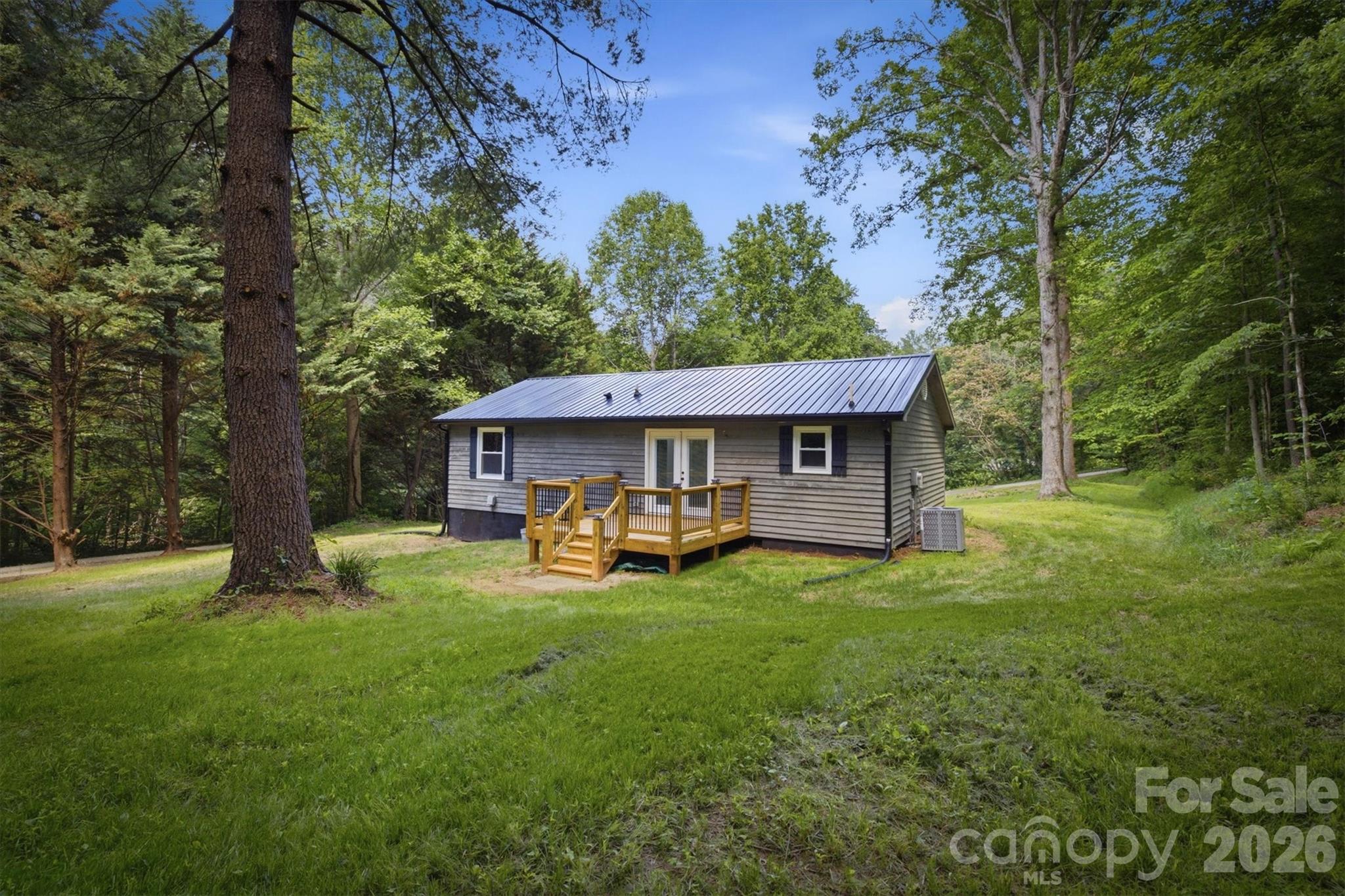 1839 Wesley Road — Morganton