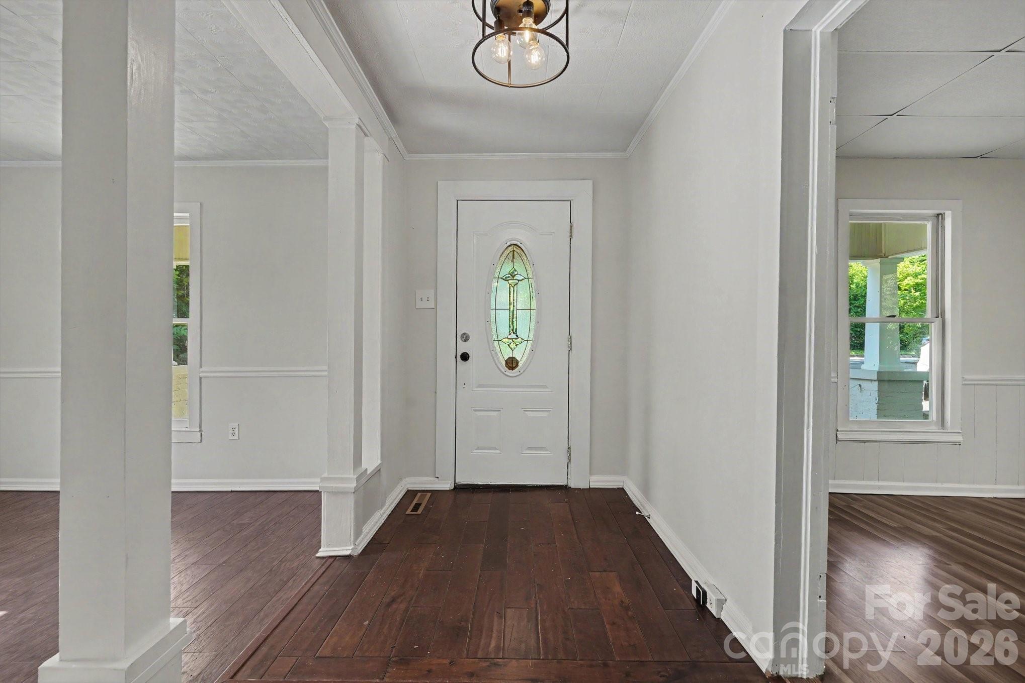 1402 1st Avenue Place NW — Hickory