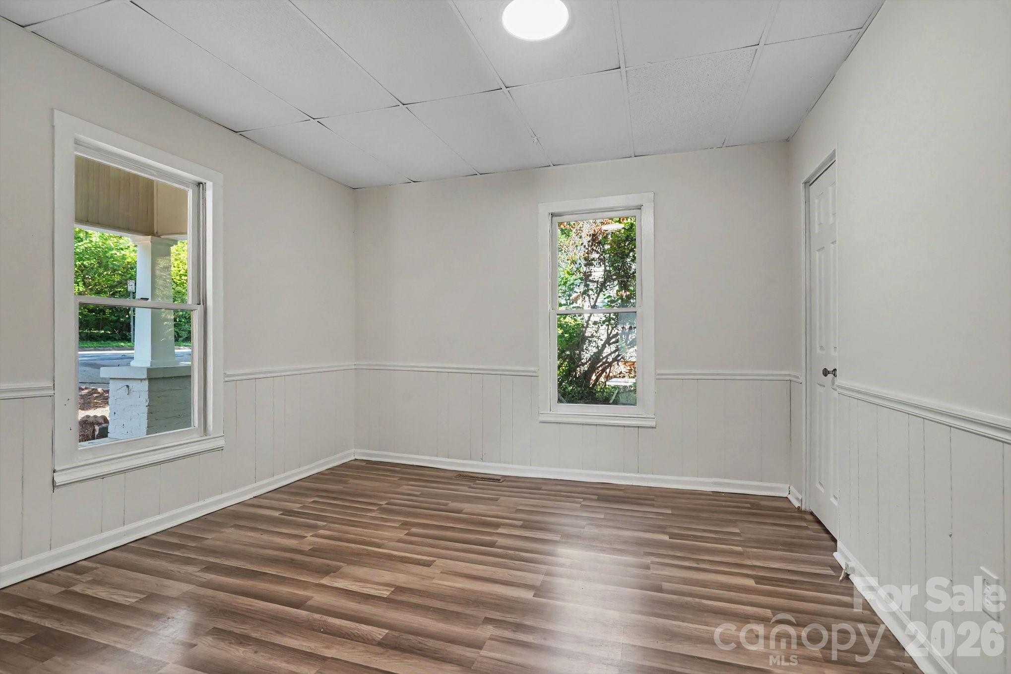 1402 1st Avenue Place NW — Hickory